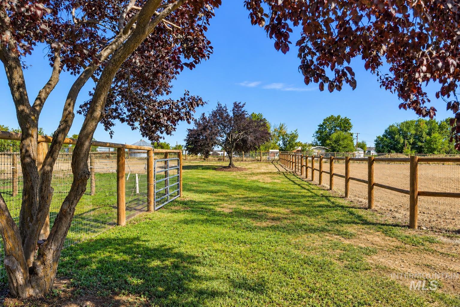 32300 Nichol Ln. Property Photo 7