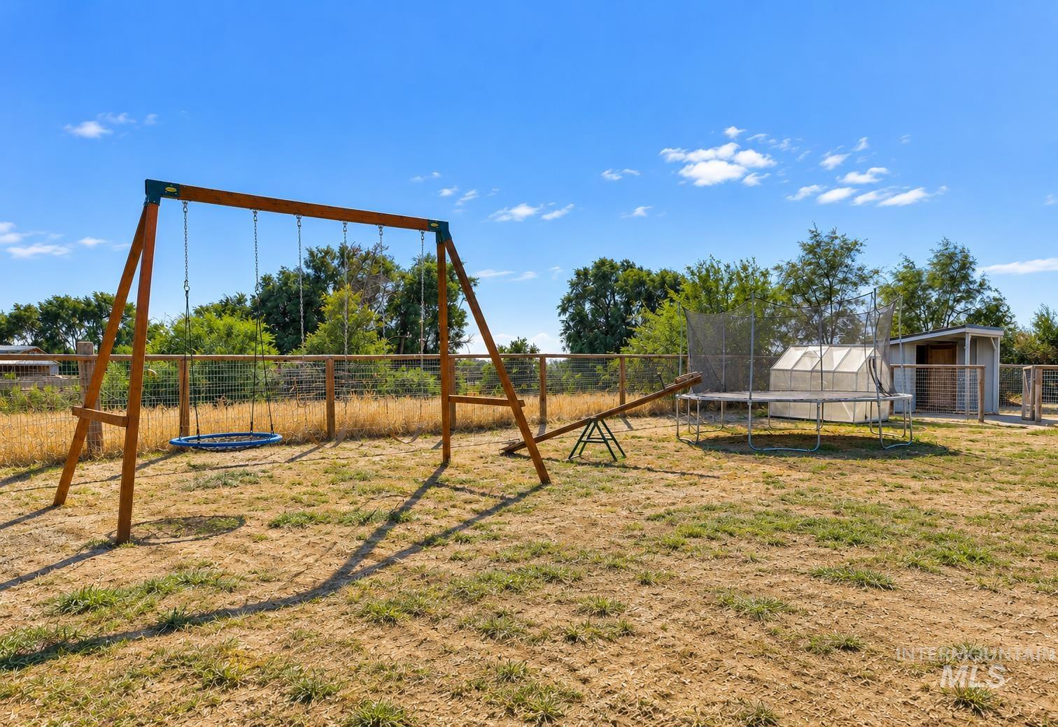 32300 Nichol Ln. Property Photo 45