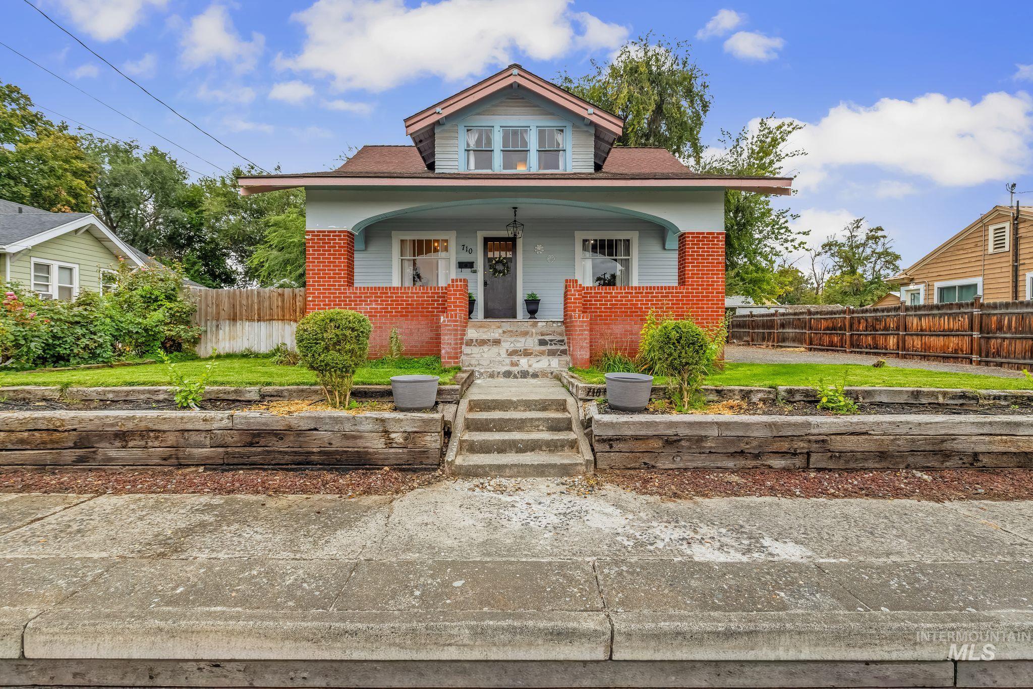 710 12th Street Property Photo 1
