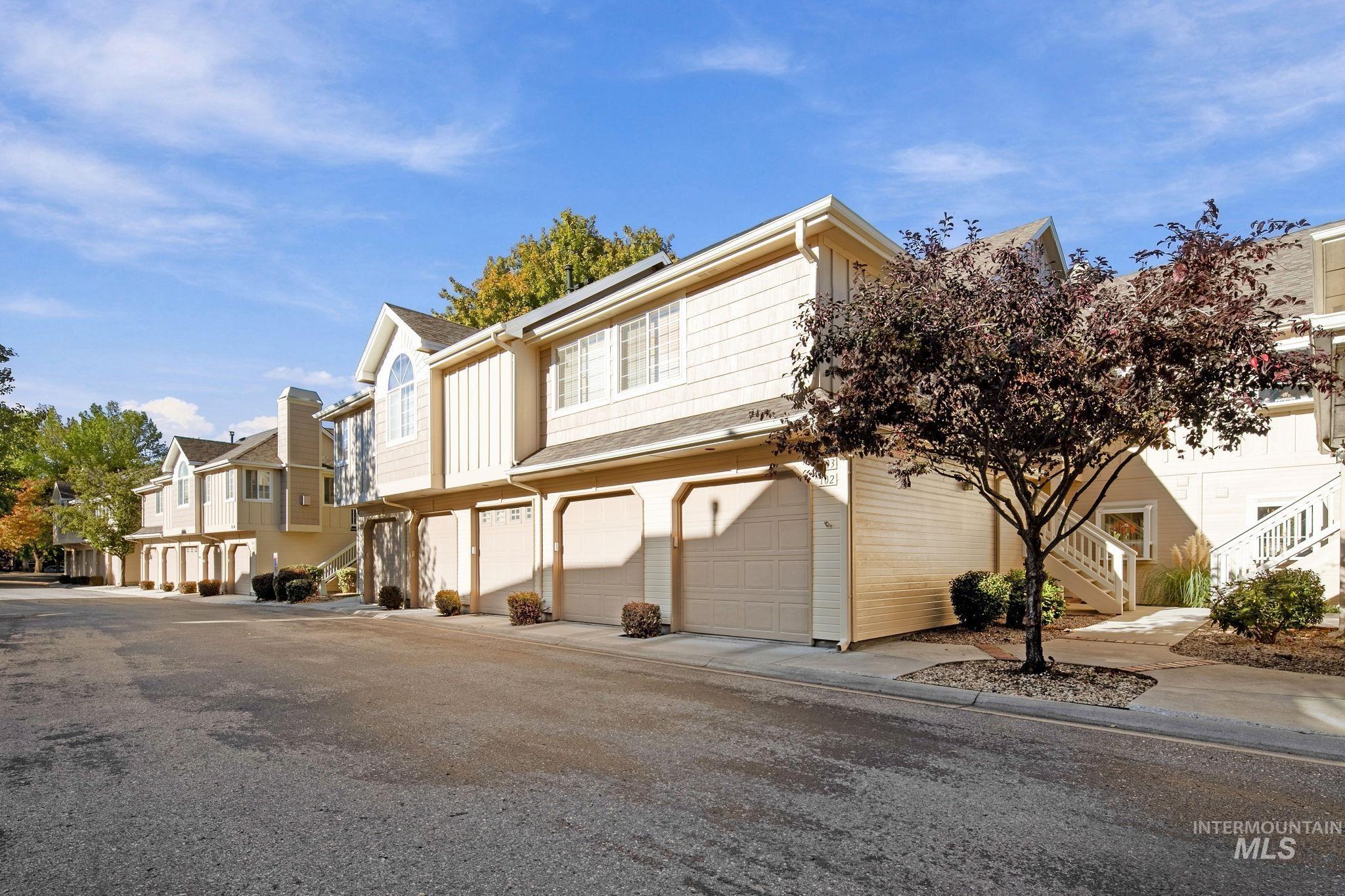 5158 S Surprise Way Property Photo 1