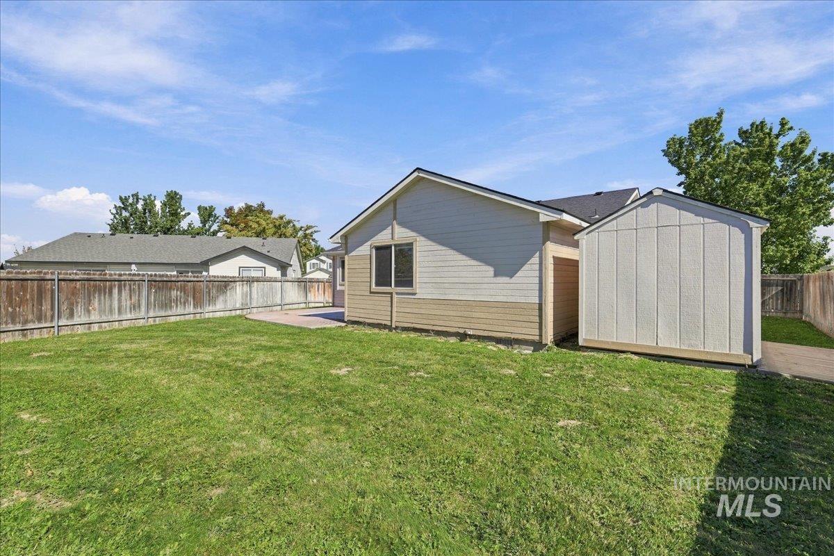 7649 Arlington Dr Property Photo 29