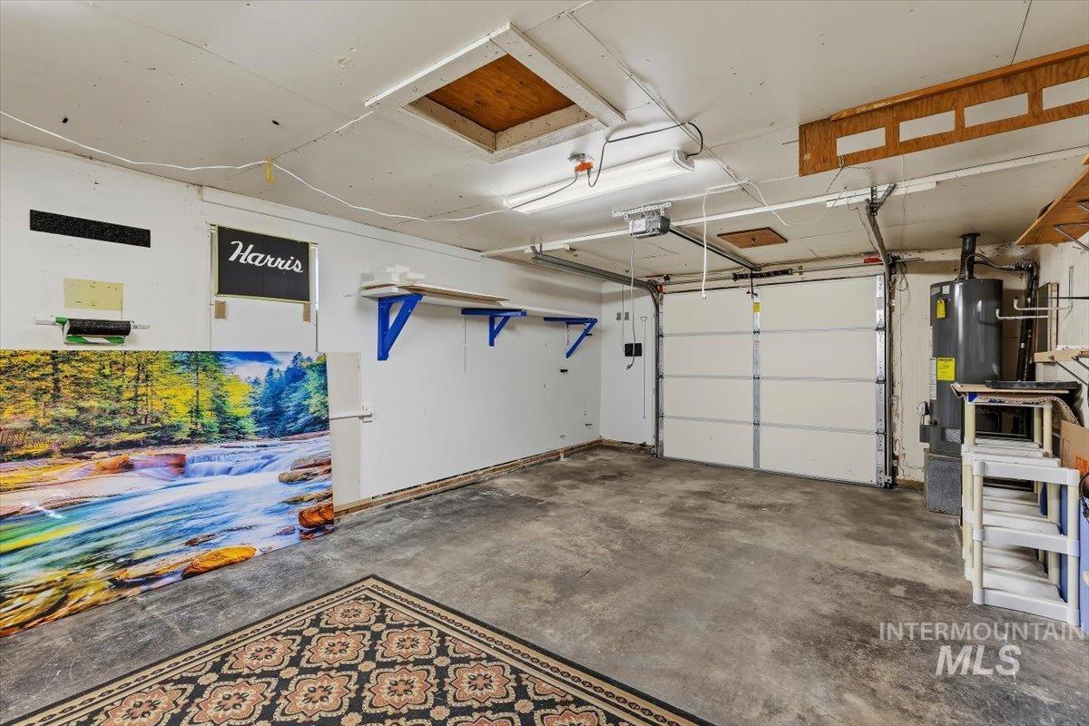 2209 W Frederic St Property Photo 18
