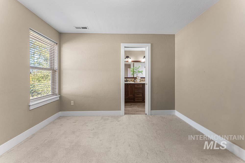 3208 S Fox Leash Ave Property Photo 24