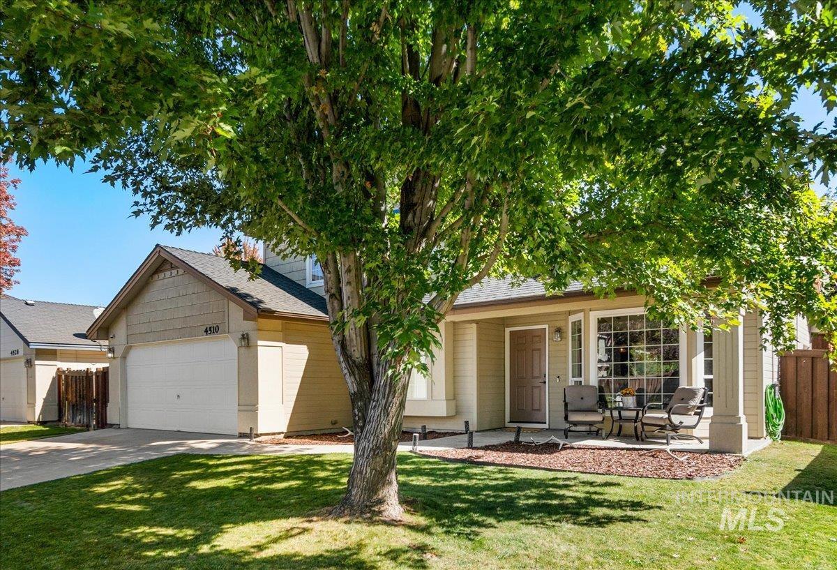 4510 N Bright Angel Ave Property Photo 1