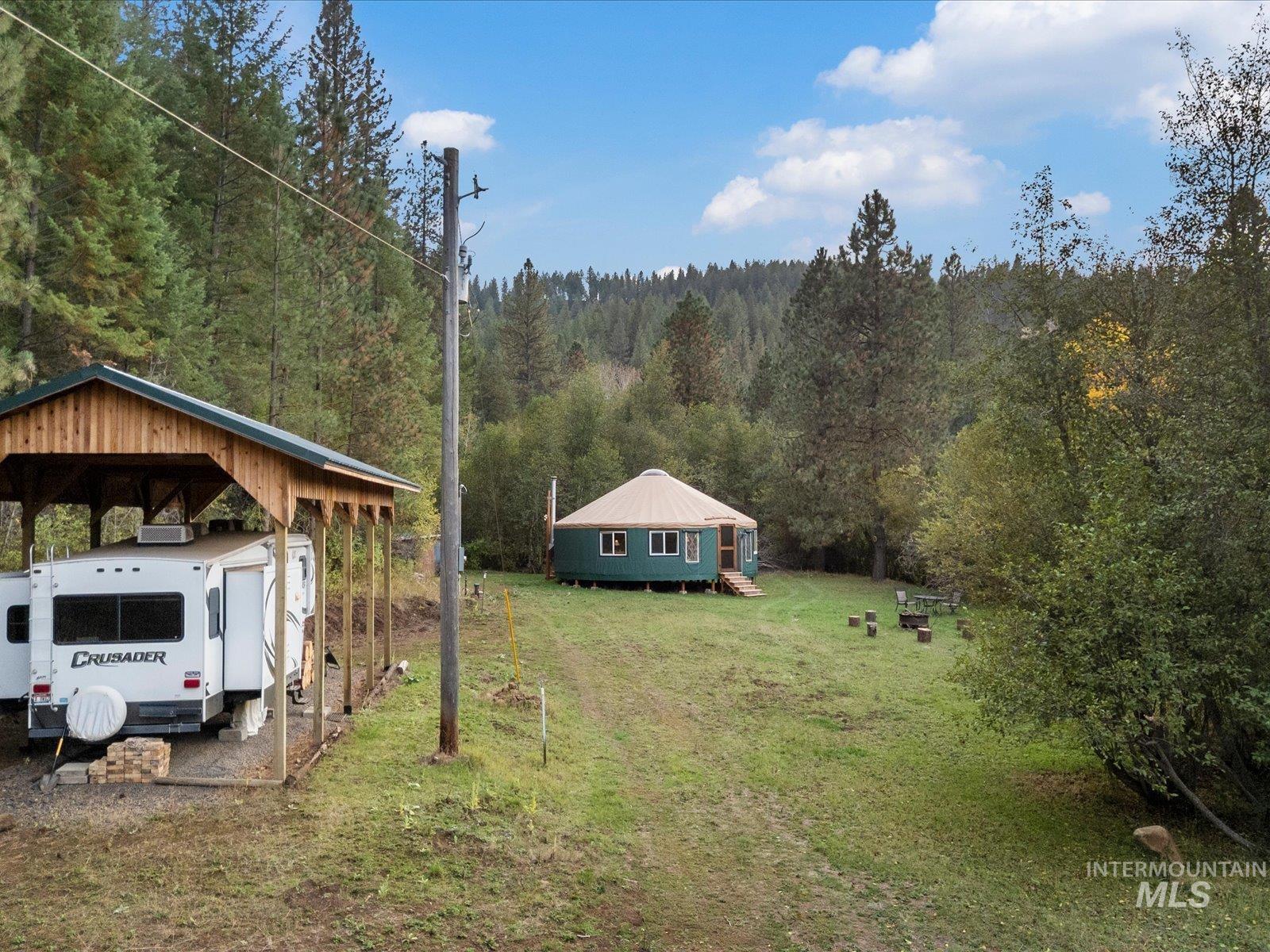 1824 Pole Creek Rd. Property Photo 4