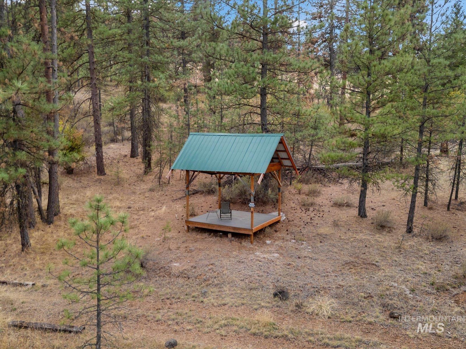 1824 Pole Creek Rd. Property Photo 12