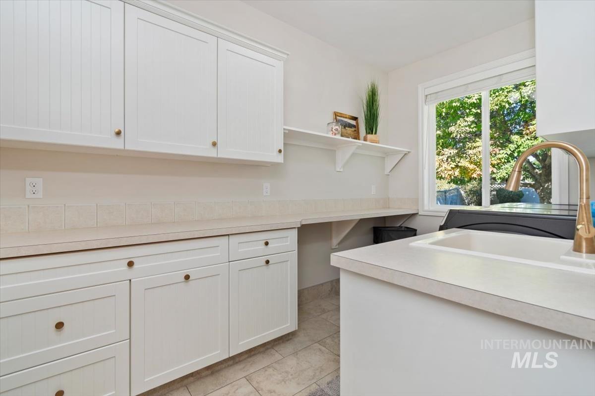 1776 E Handel St Property Photo 31