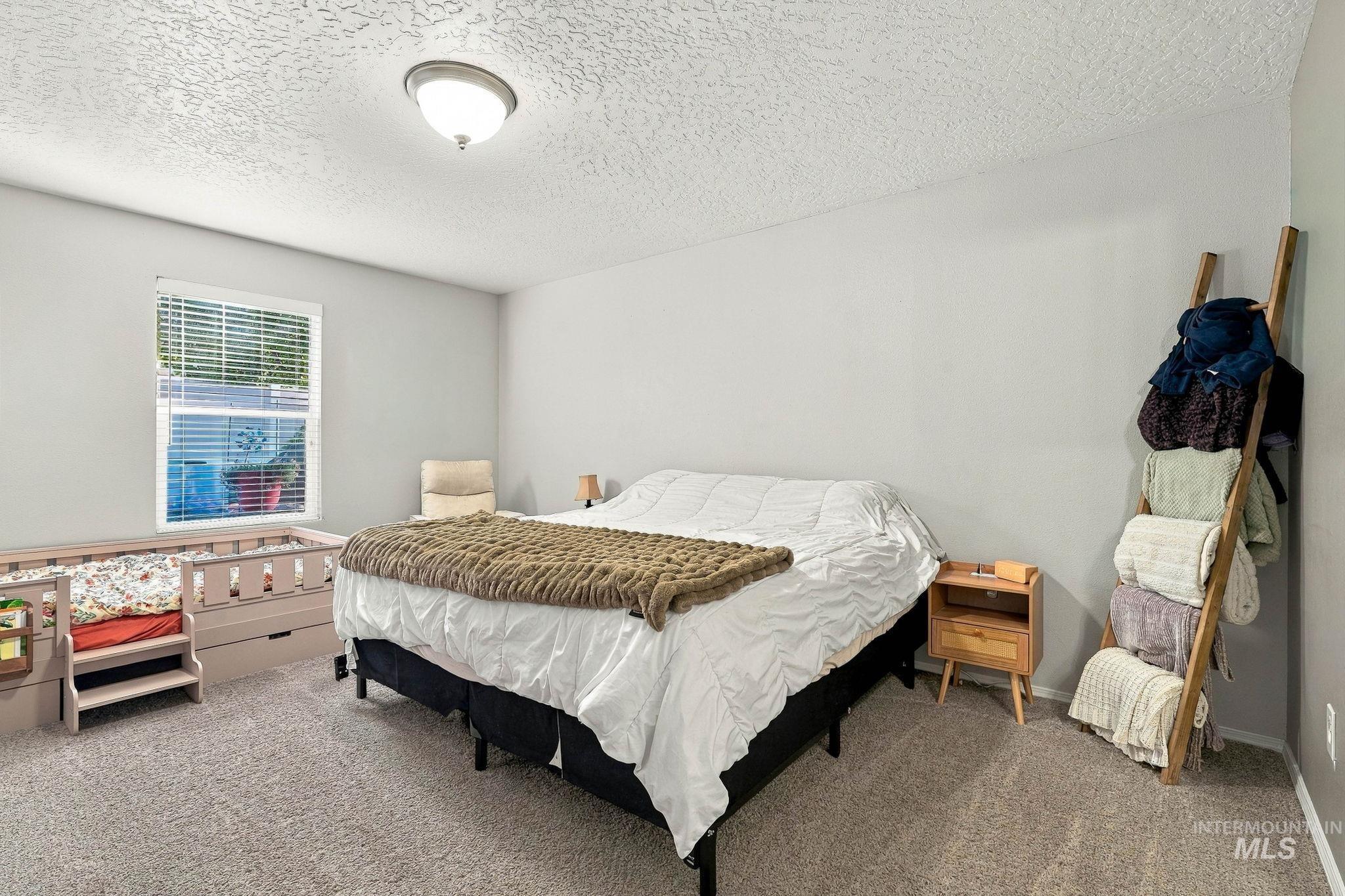 17656 N Parkdale Ave Property Photo 14