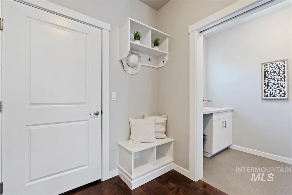 4241 N Bellina Lane Property Photo 25