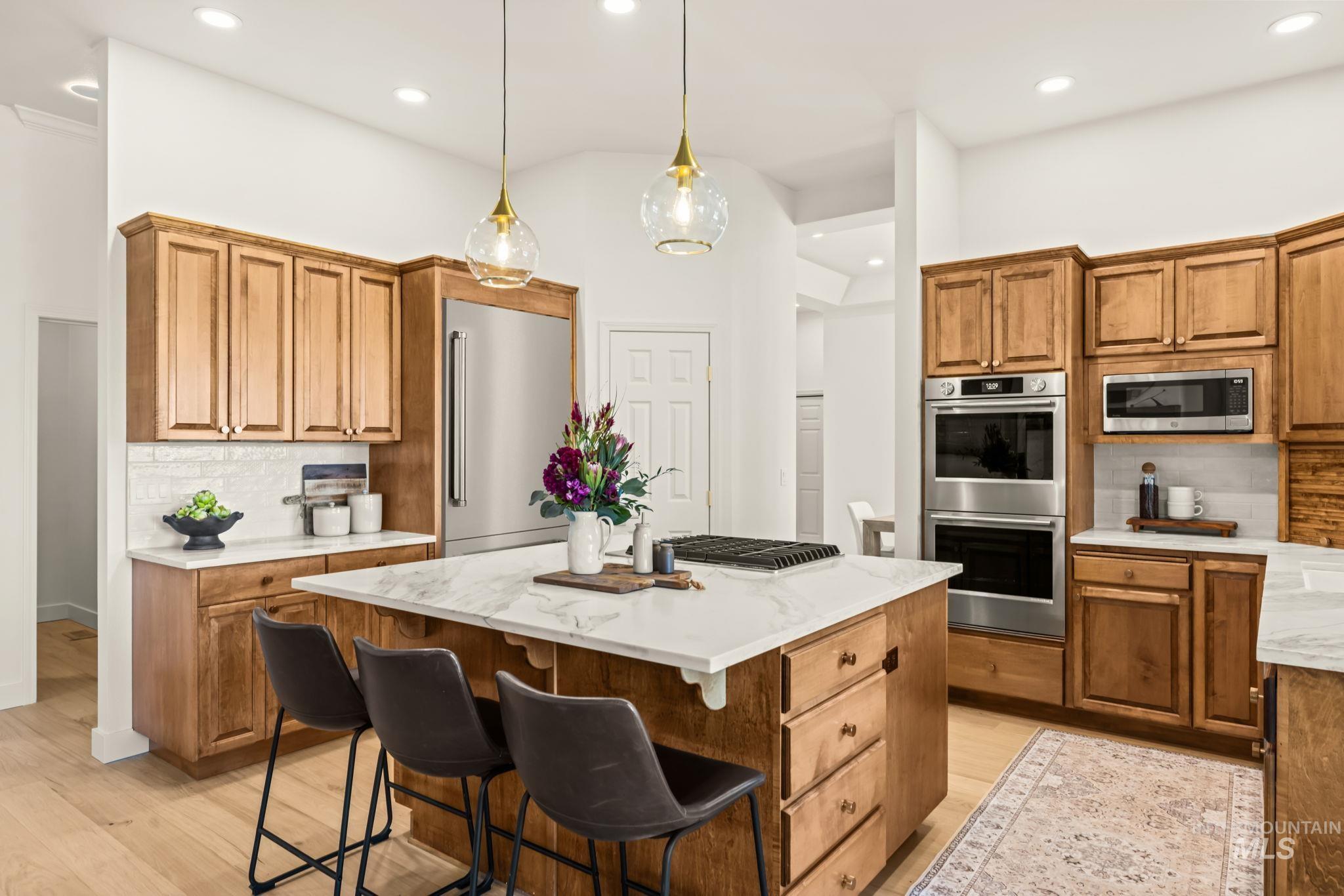 1518 E Braemere Road Property Photo 14