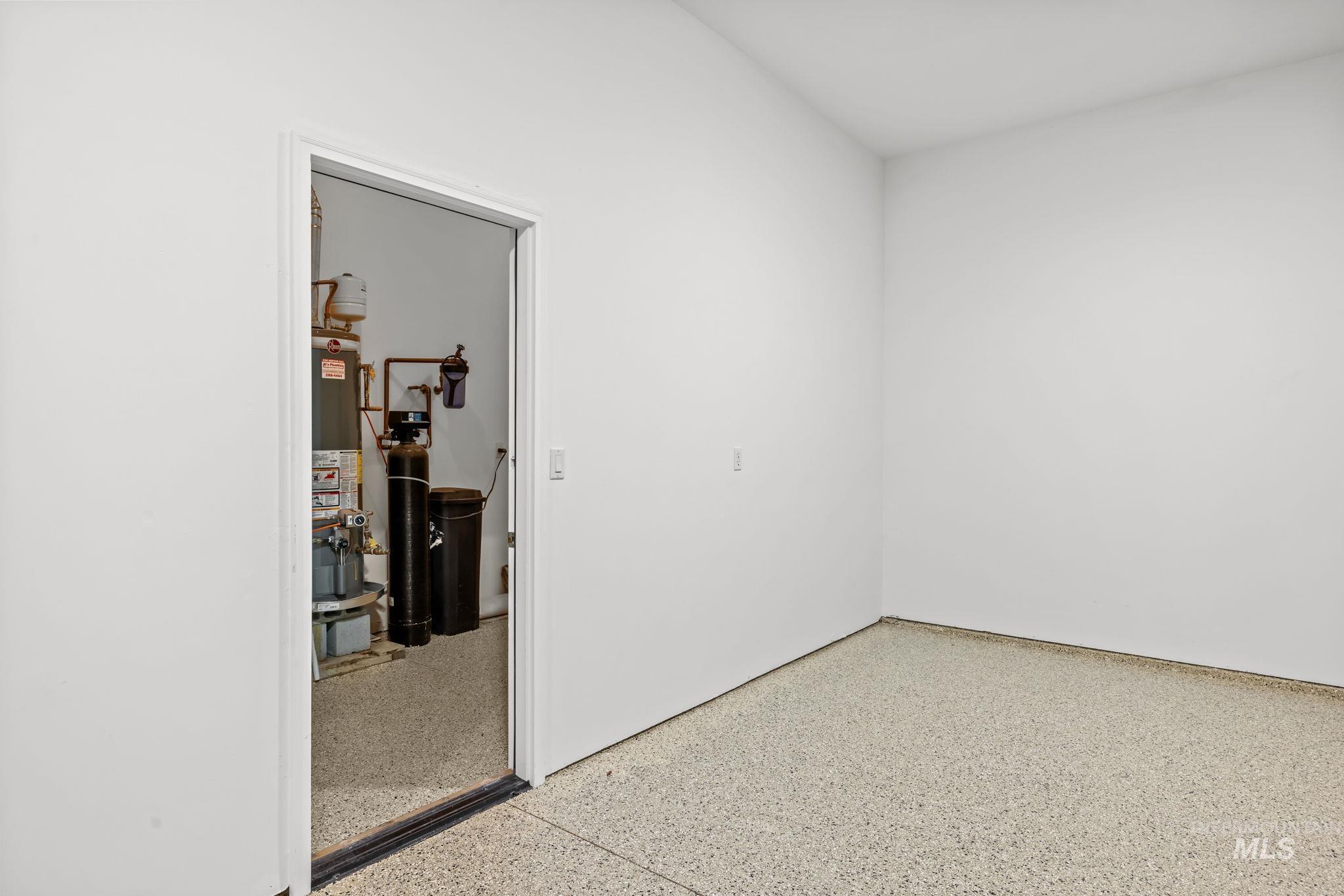 1518 E Braemere Road Property Photo 42