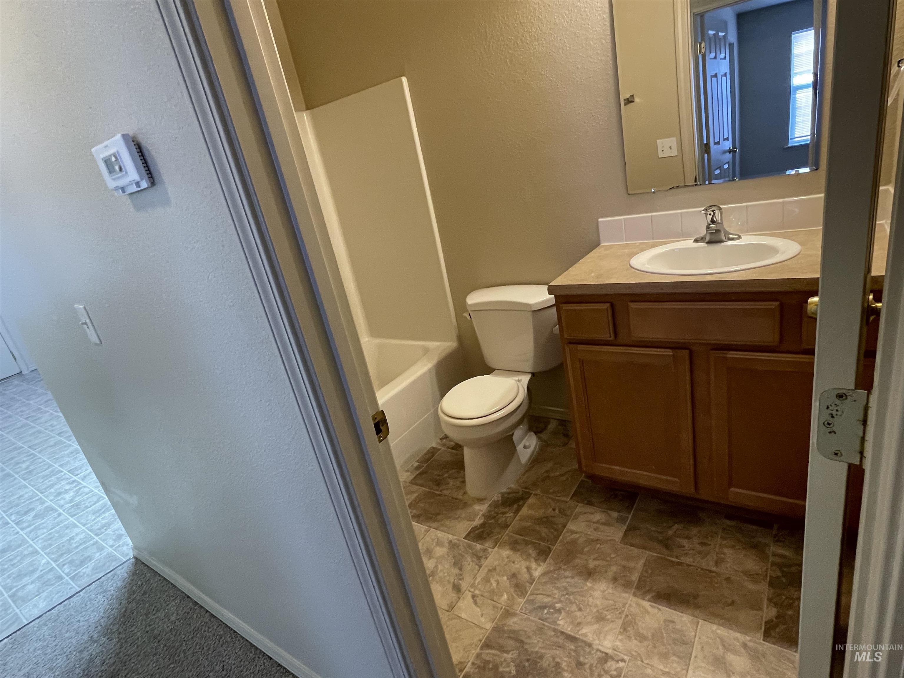 1175/1177 Se Freedom Circle Property Photo 16