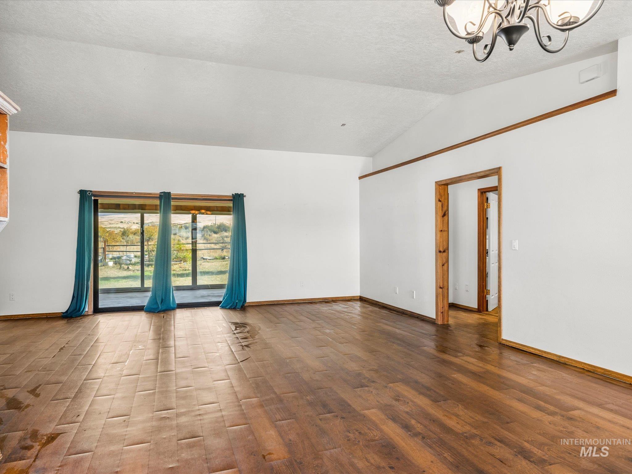 1009 Grays Creek Rd. Property Photo 22