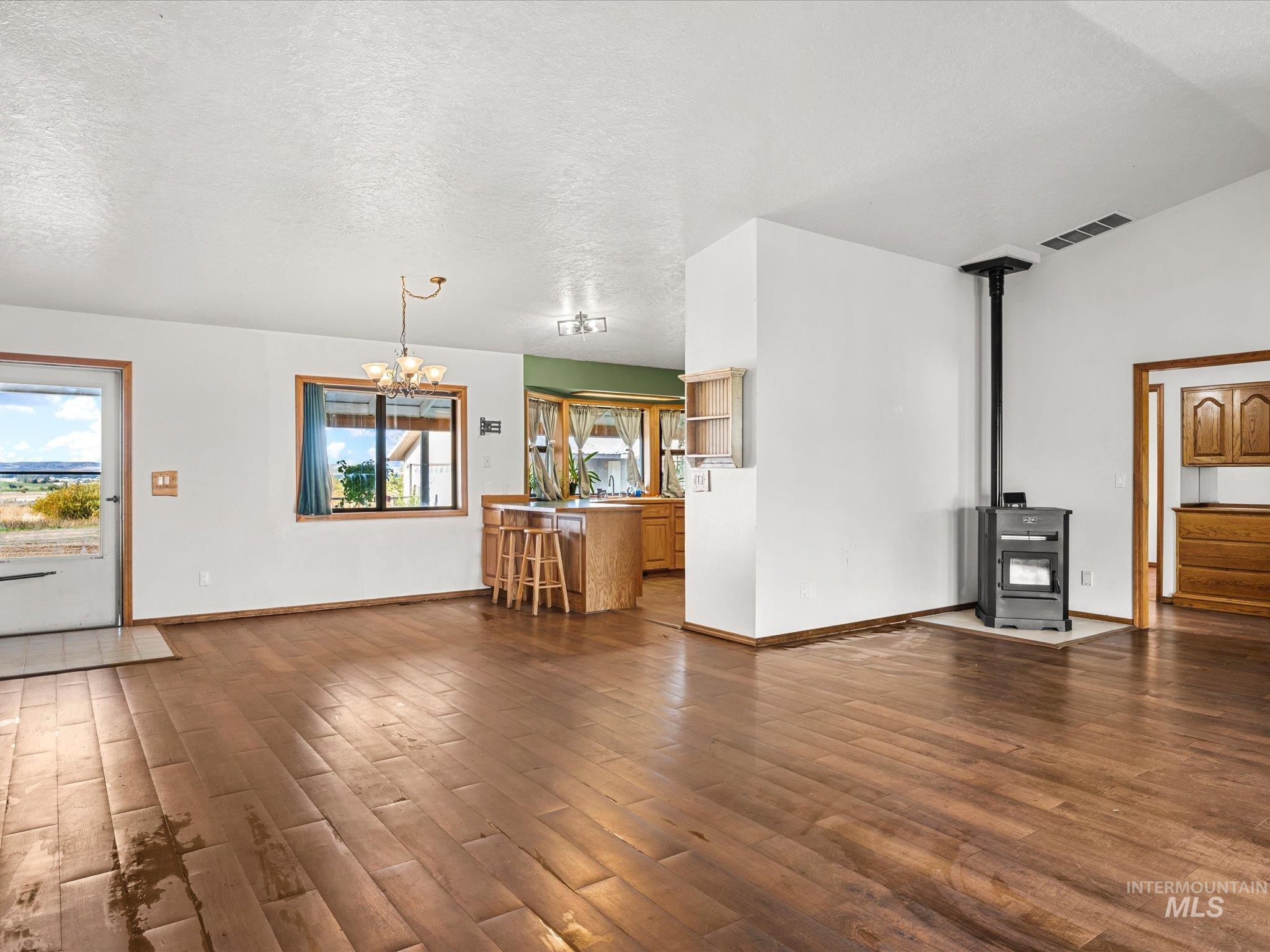1009 Grays Creek Rd. Property Photo 23