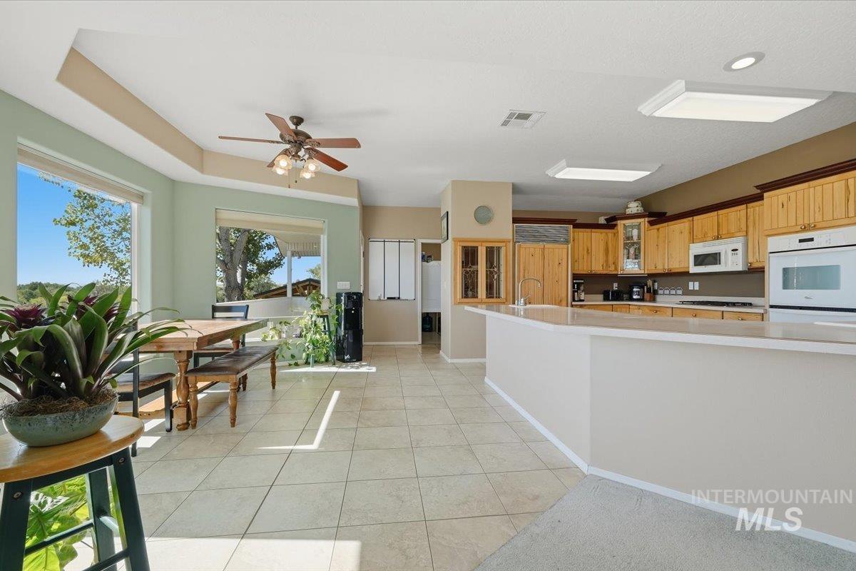16921 Oasis Rd Property Photo 11