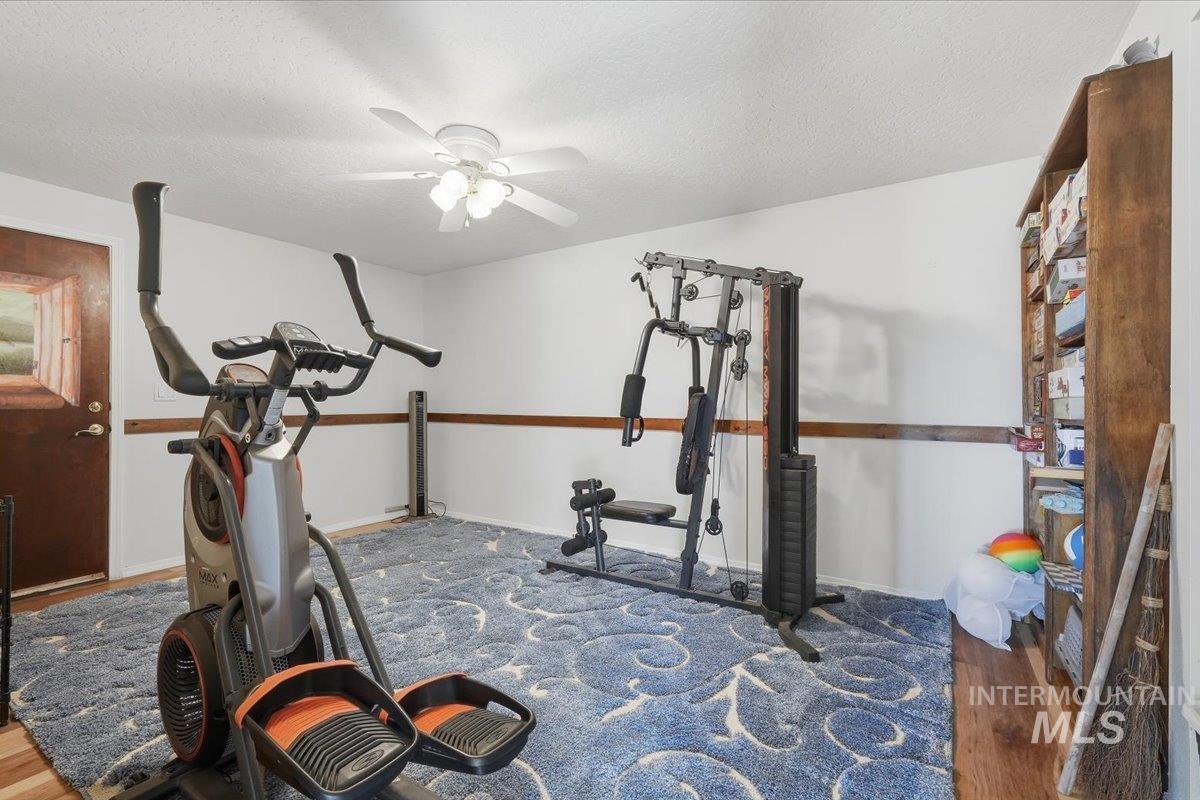 16921 Oasis Rd Property Photo 32