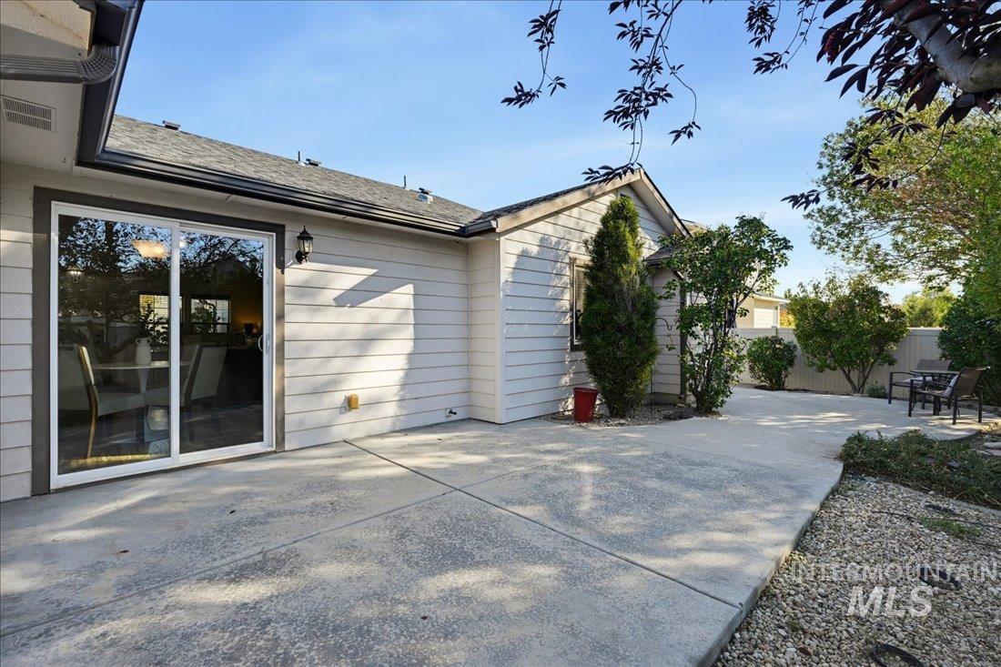 10335 W Wyatt Earp Drive Property Photo 35