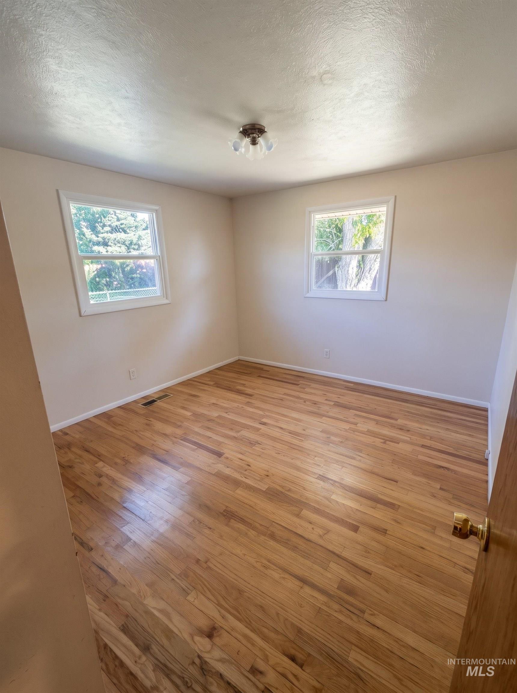 2708 N Redway Rd Property Photo 12