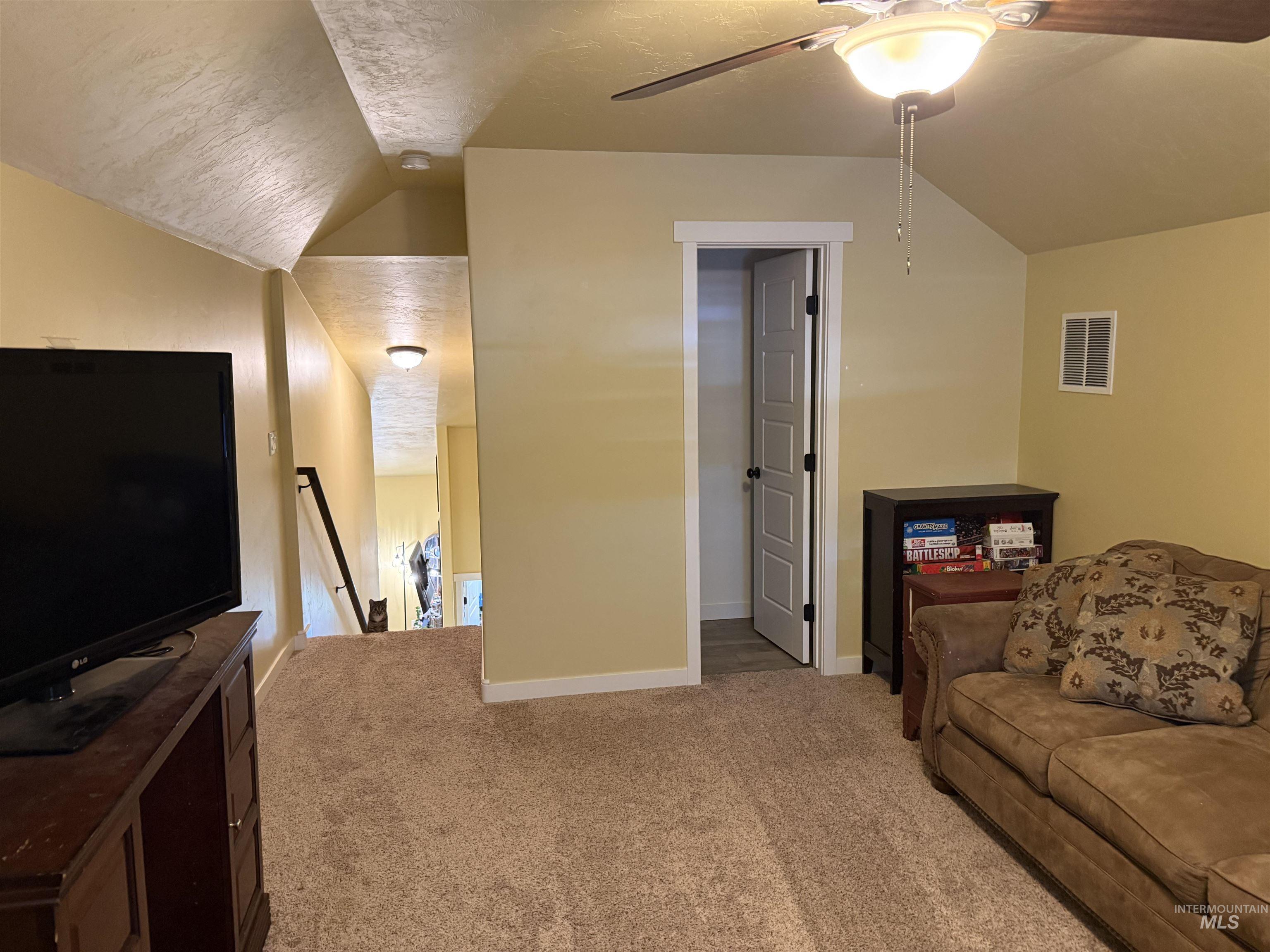 931 Applewood Dr. Property Photo 29