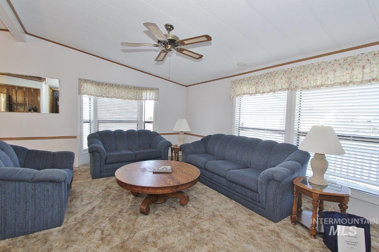 1907 W Flamingo Ave. Property Photo 2