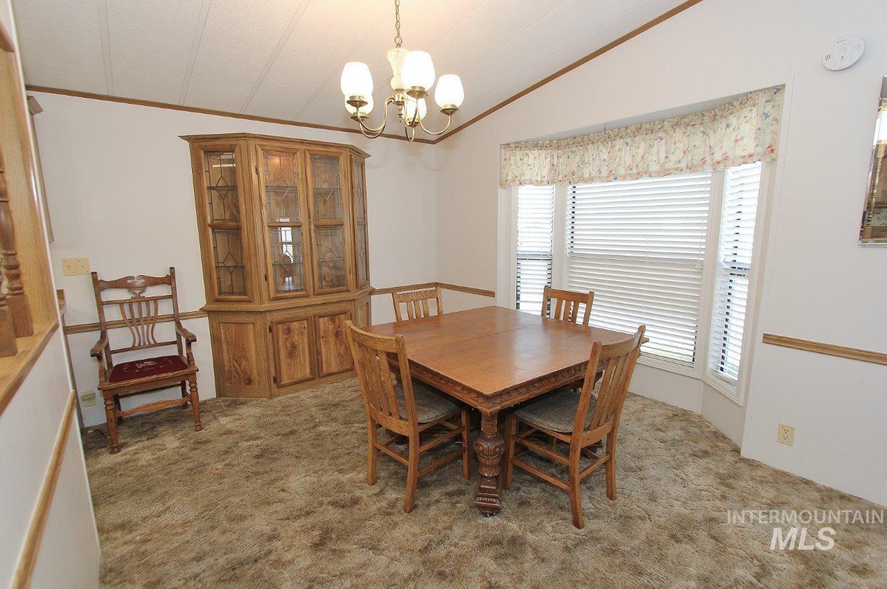 1907 W Flamingo Ave. Property Photo 6