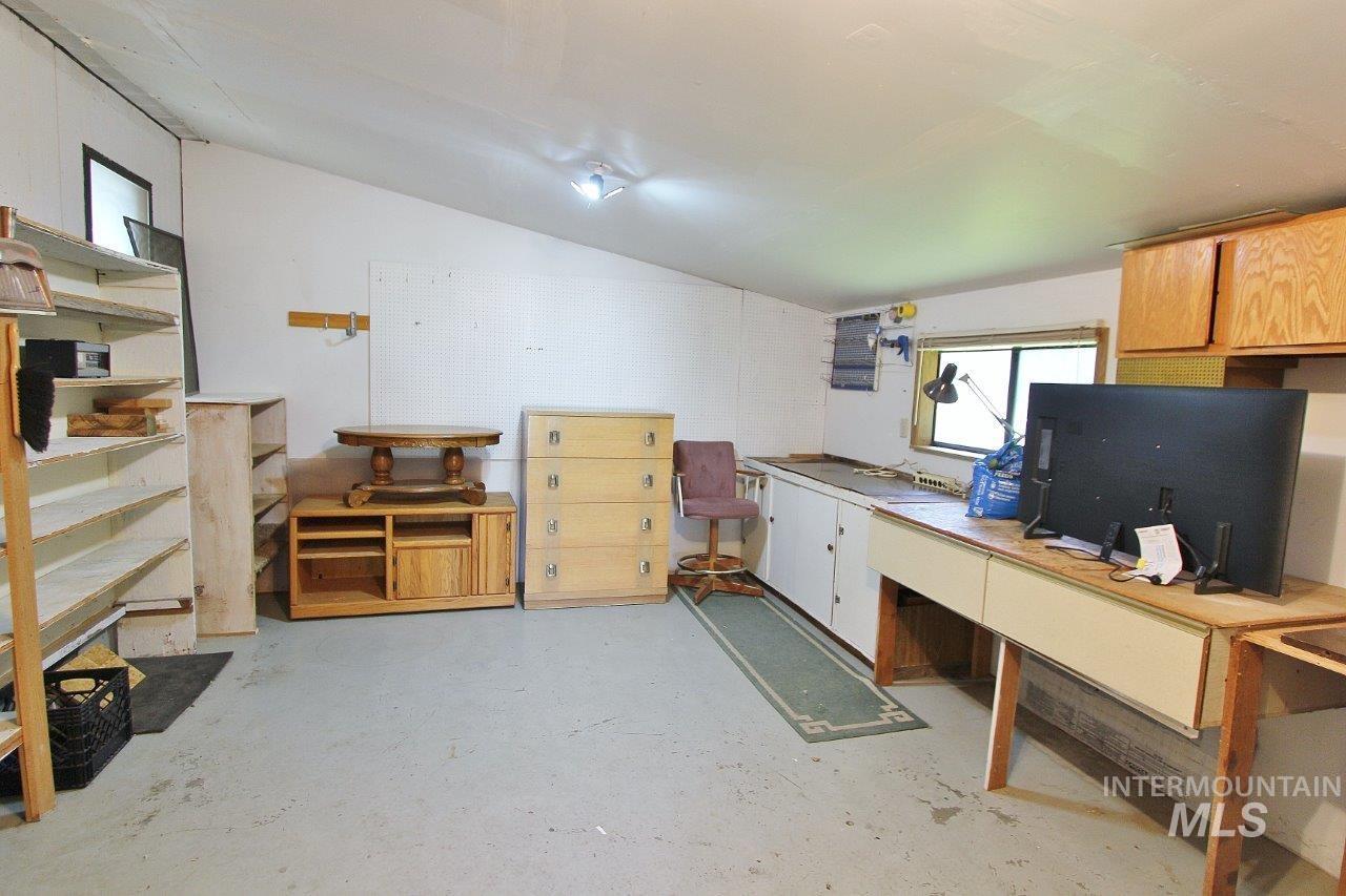 1907 W Flamingo Ave. Property Photo 21