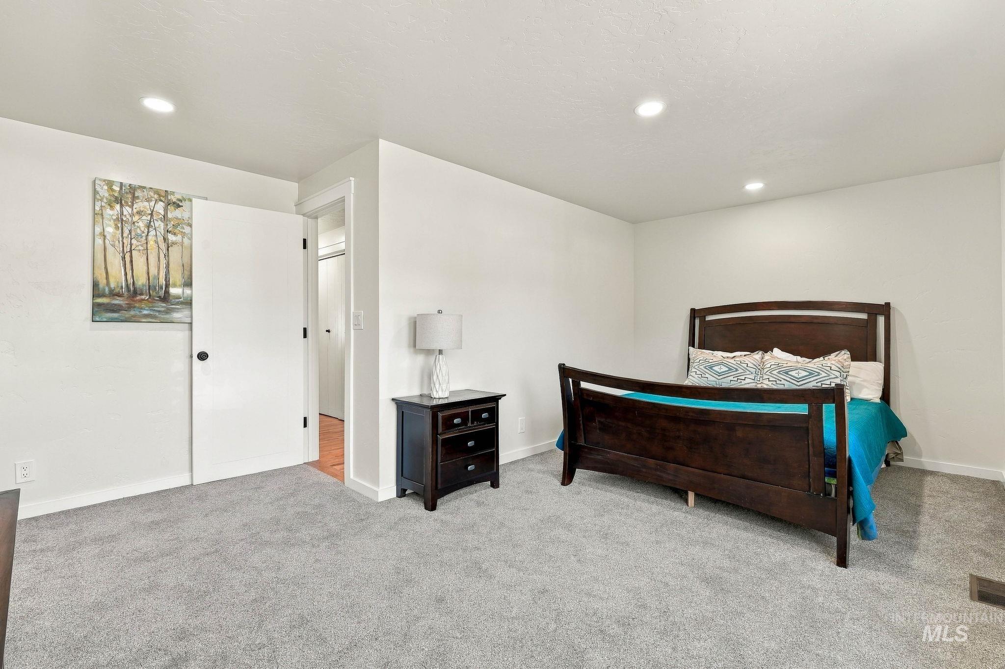774 N Stierman Way Property Photo 14