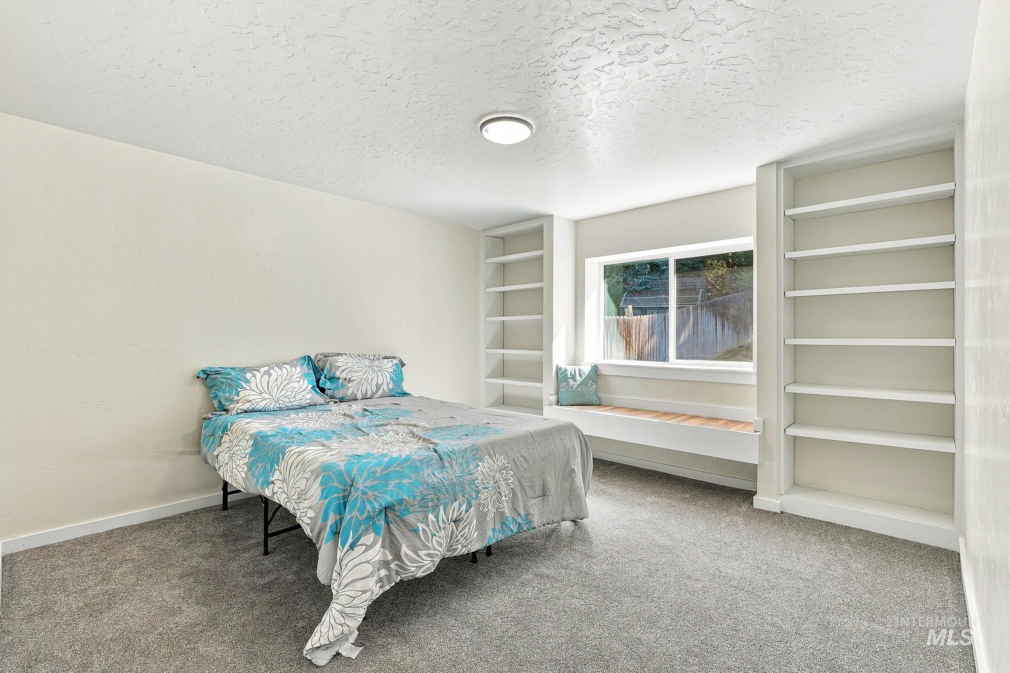 774 N Stierman Way Property Photo 37