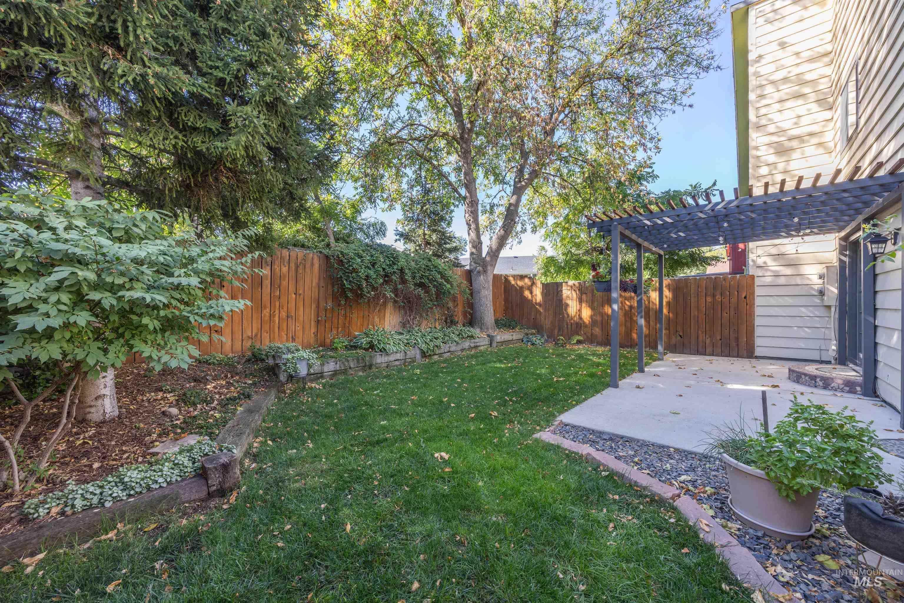 5253 W Grover St Property Photo 29