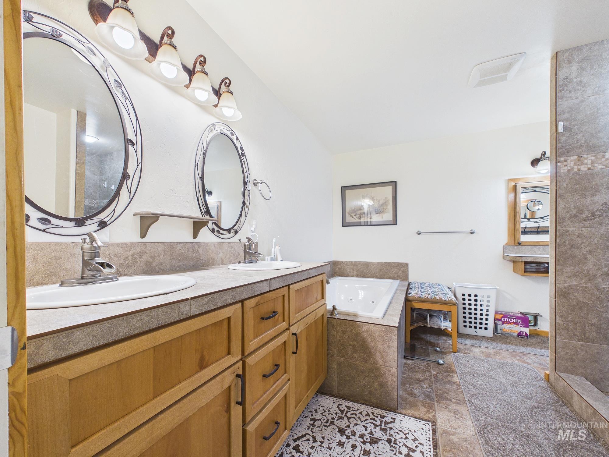 22625 Baldwin Ln Property Photo 23