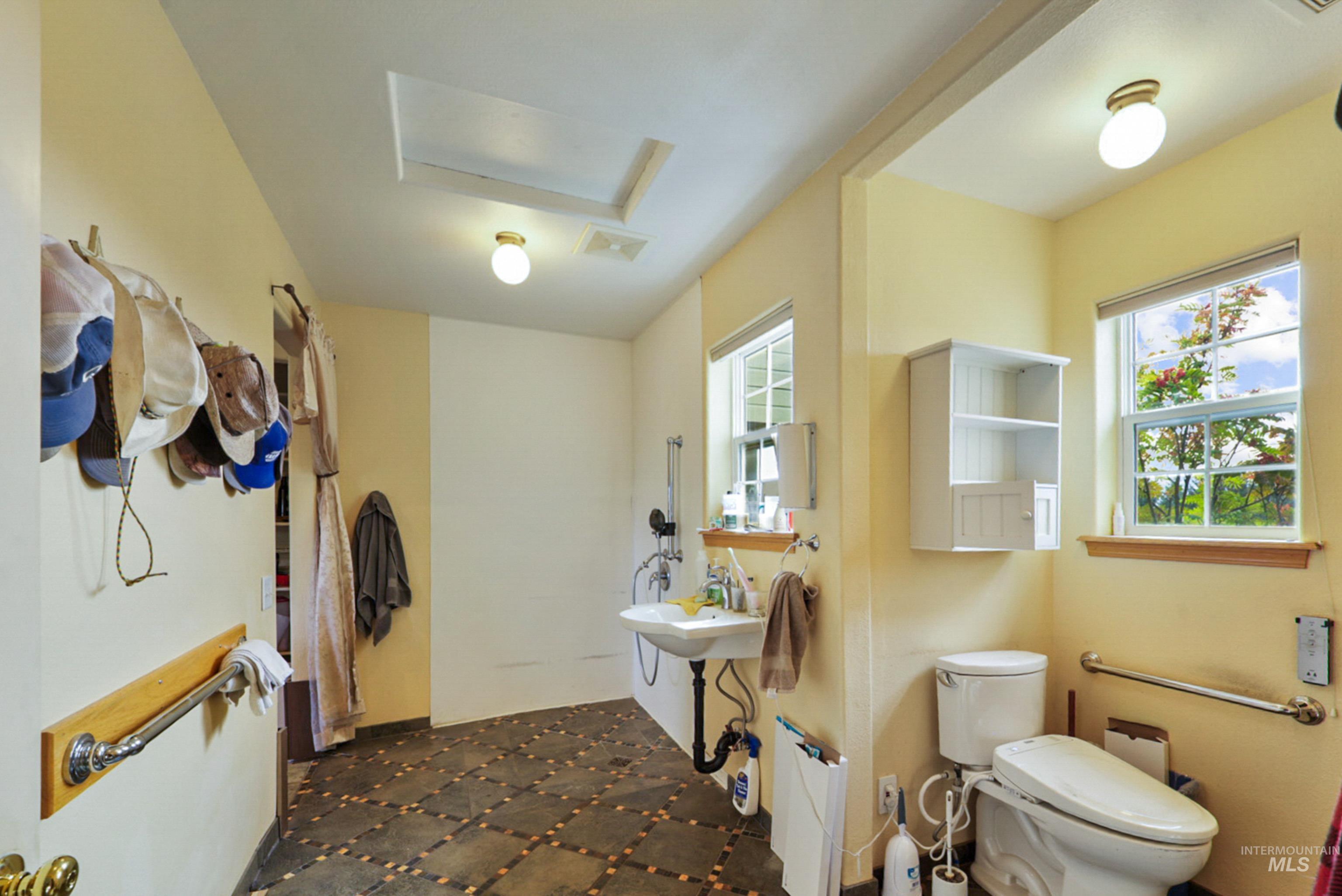 796 Panorama Drive Property Photo 32