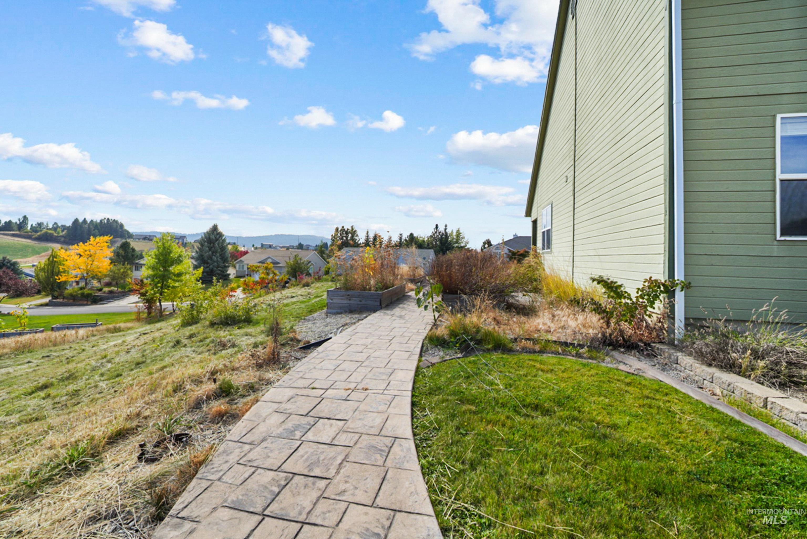796 Panorama Drive Property Photo 40