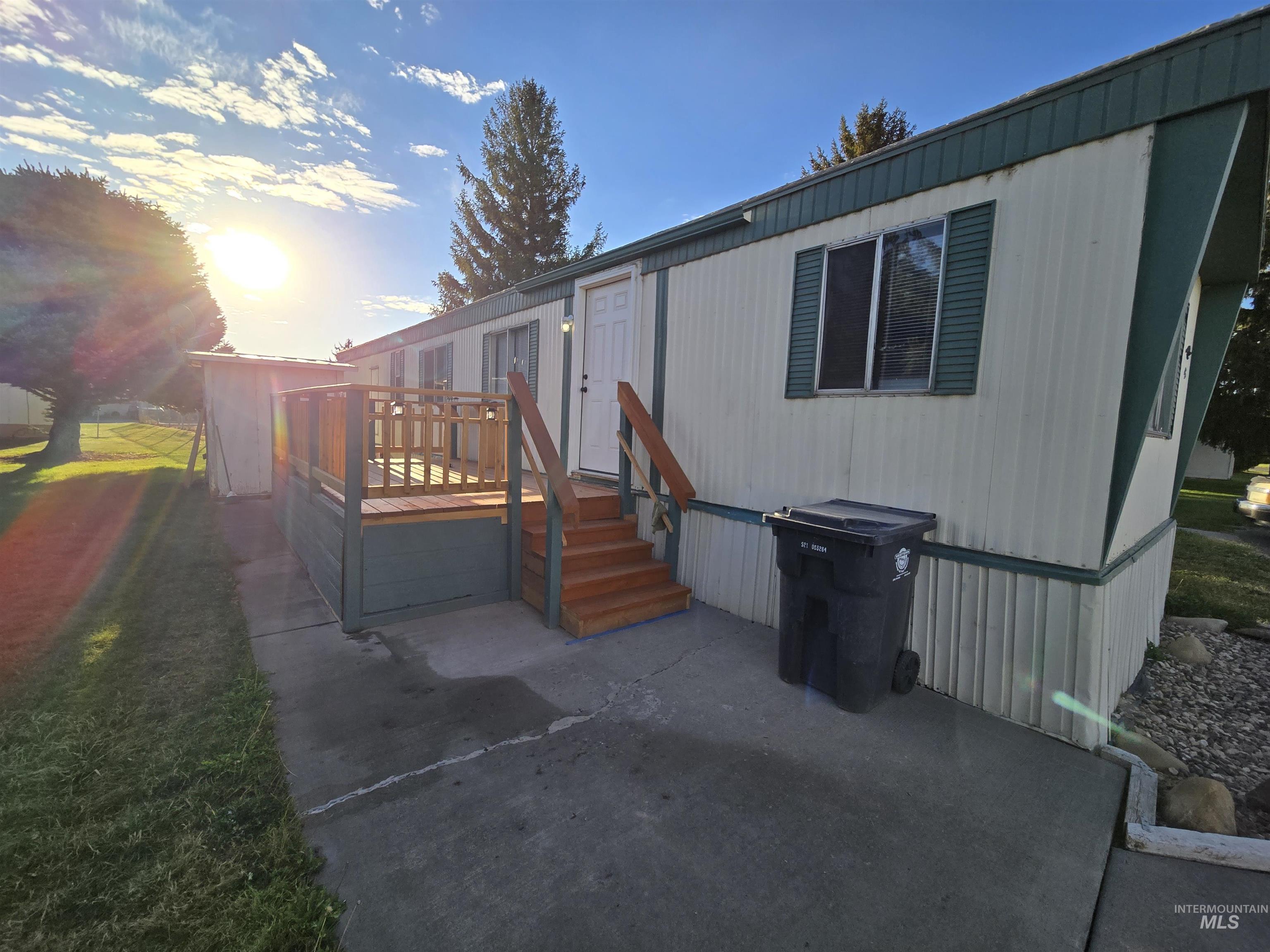 198 South Hills Road Property Photo 4
