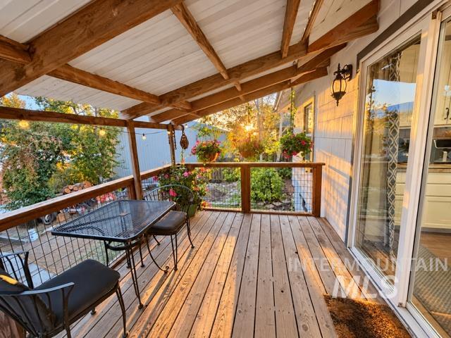 665 6th St. Property Photo 18