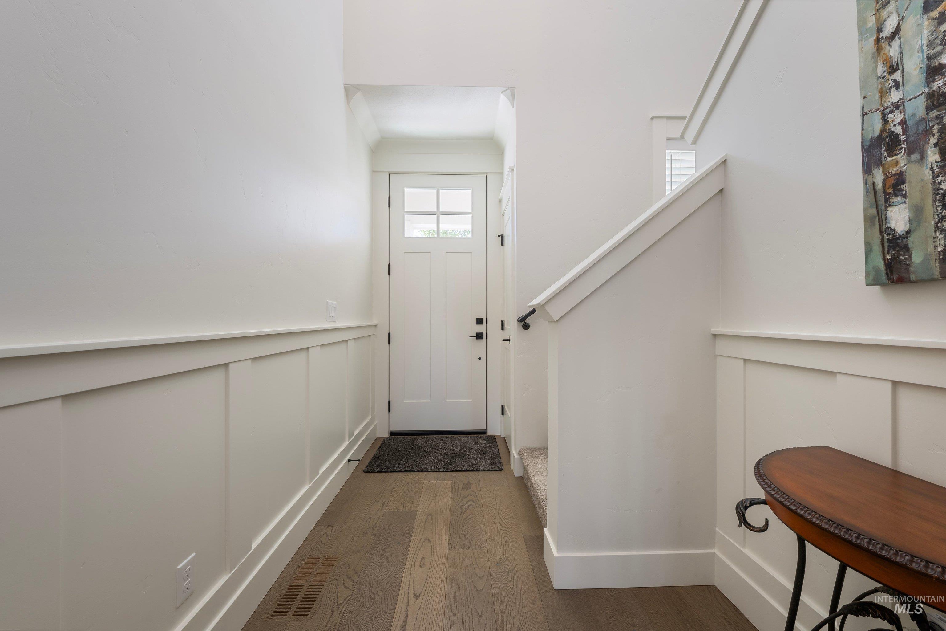 6874 W Los Flores Drive Property Photo 4