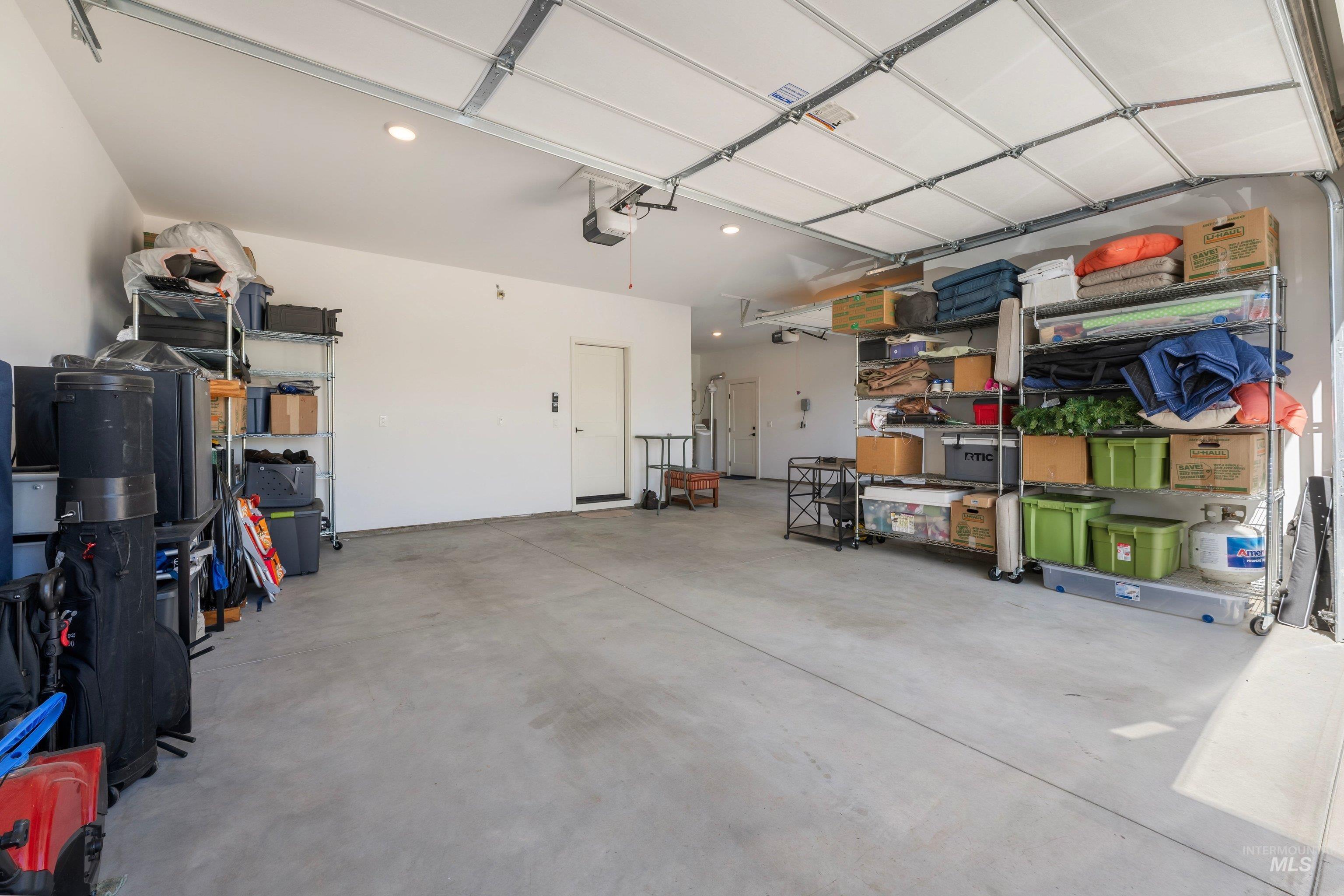 6874 W Los Flores Drive Property Photo 39