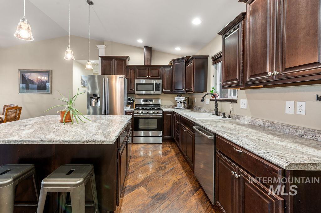 3307 18th Street Property Photo 5