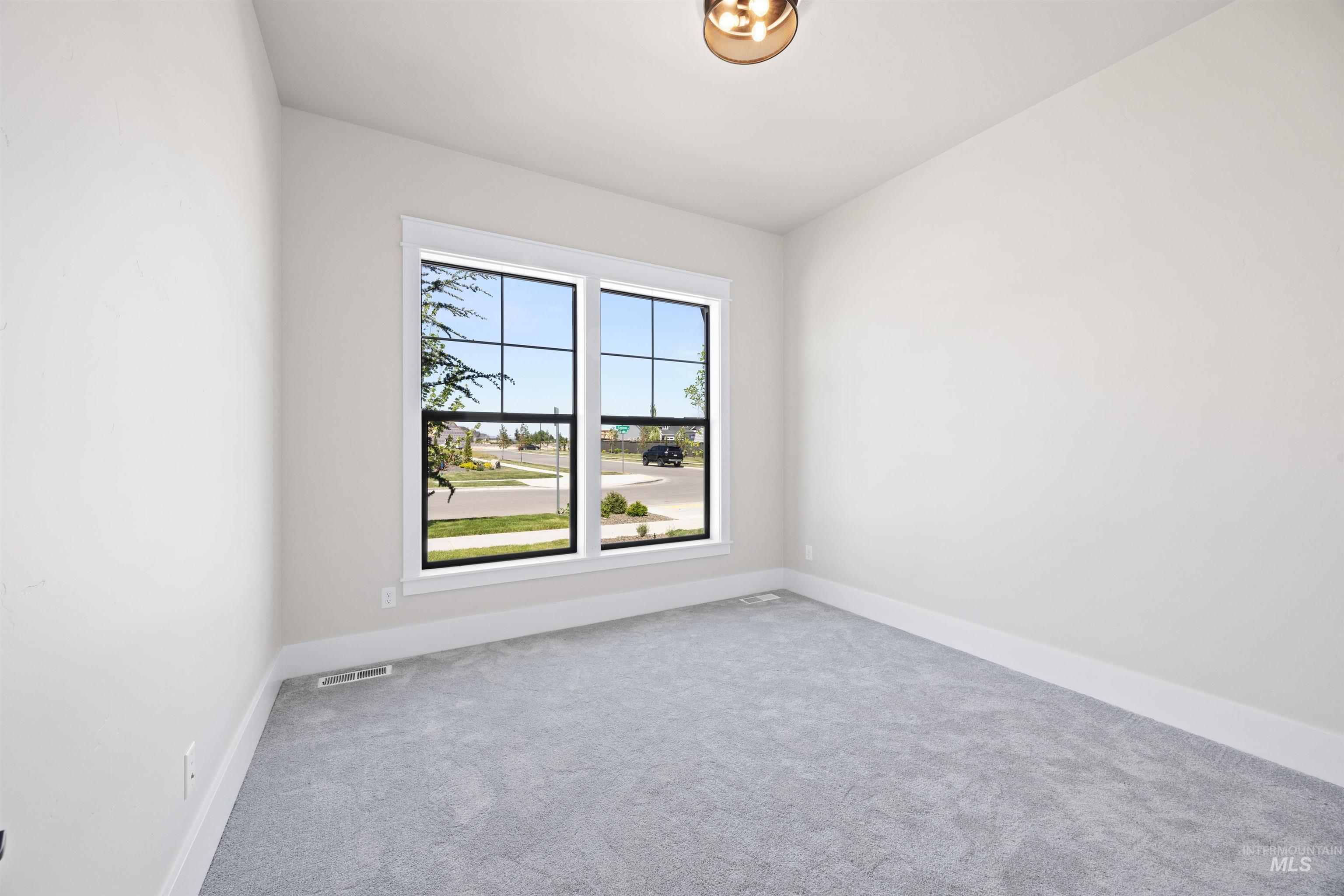 6997 S Capstone Ave Property Photo 29