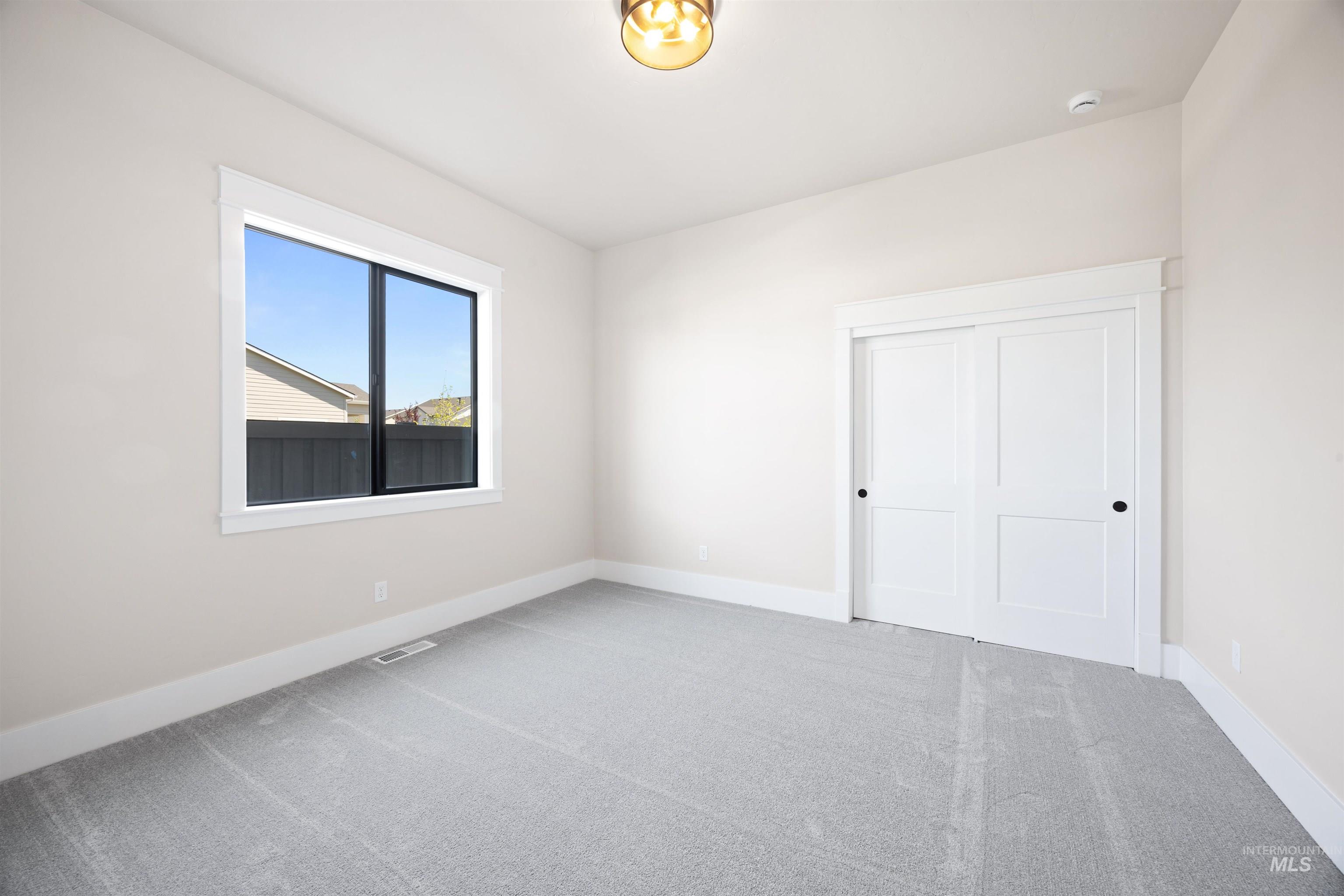 6997 S Capstone Ave Property Photo 32