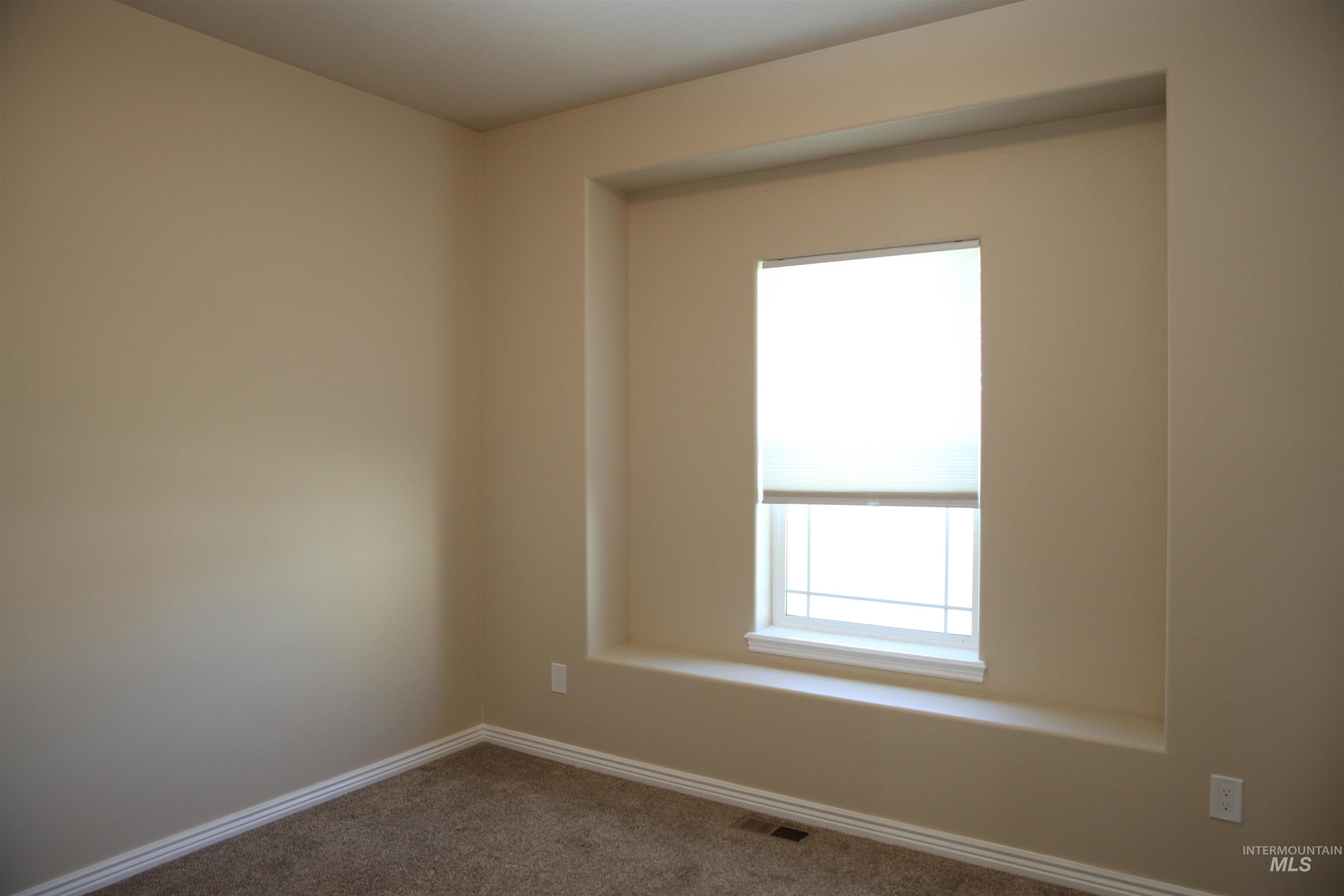 311 Cayuse Creek Dr. Property Photo 6