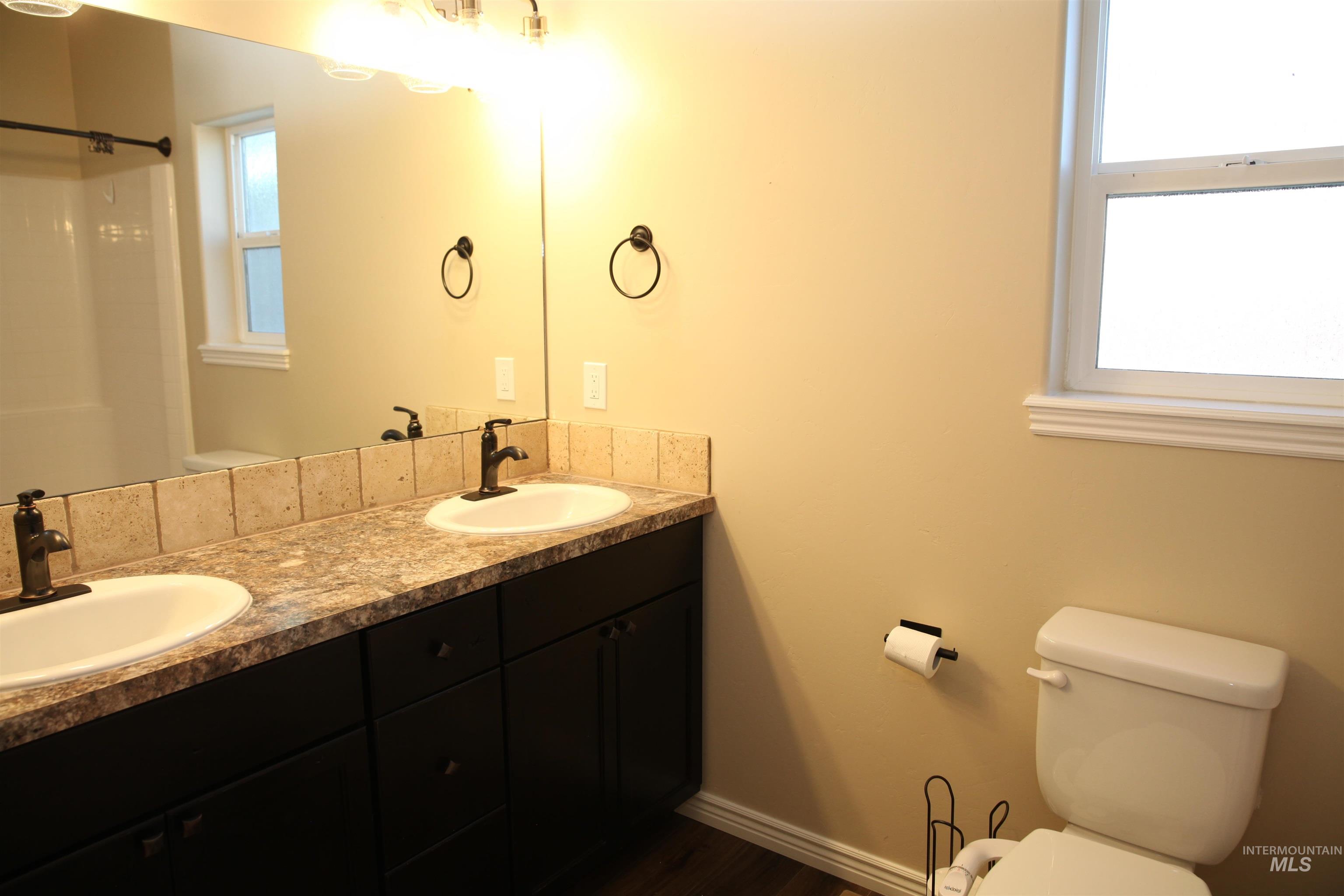 311 Cayuse Creek Dr. Property Photo 10