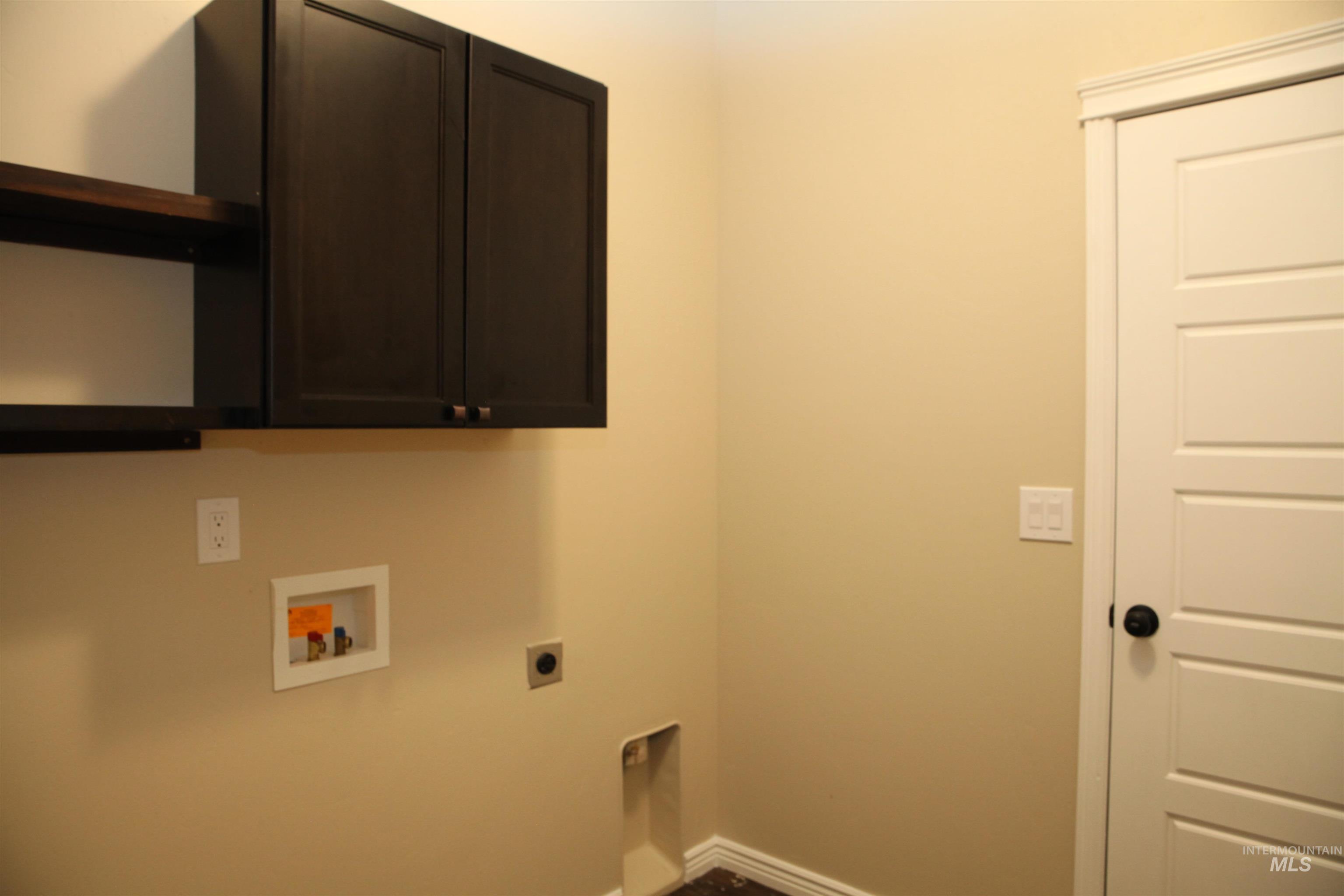 311 Cayuse Creek Dr. Property Photo 12
