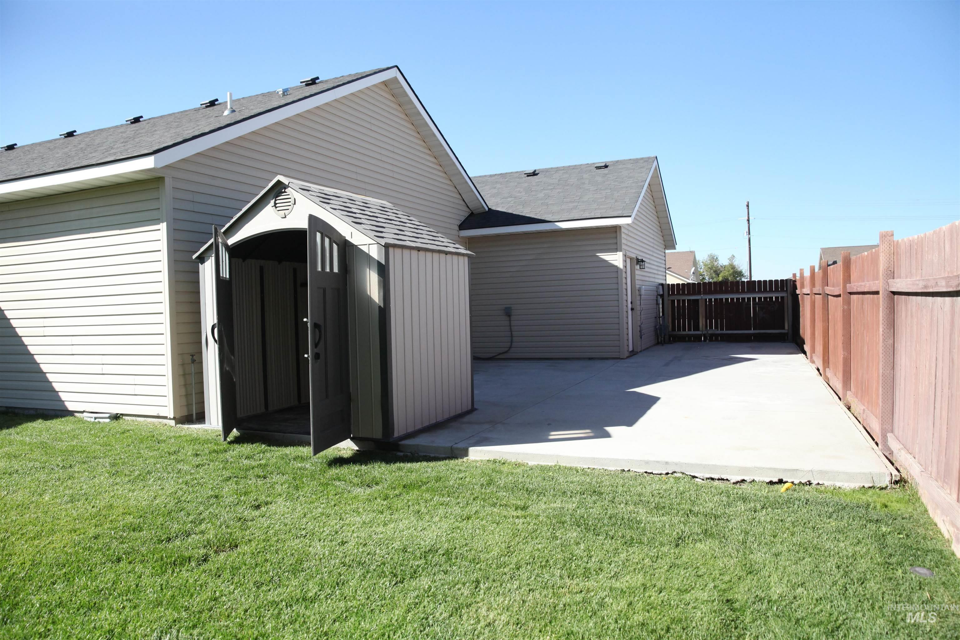 311 Cayuse Creek Dr. Property Photo 15