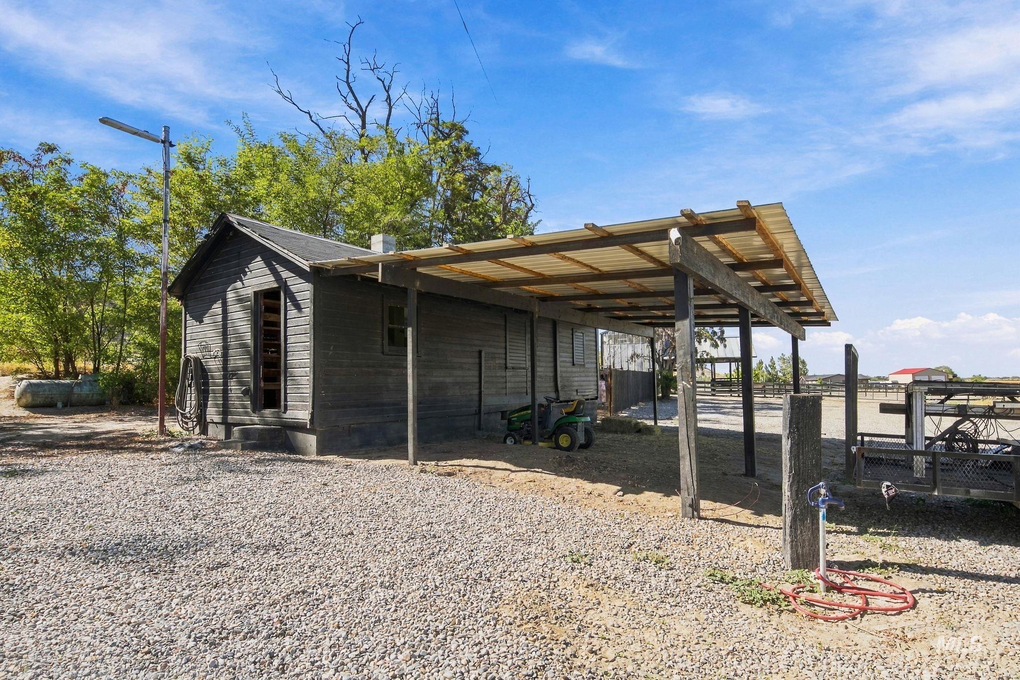 3817 Star Ln Property Photo 5
