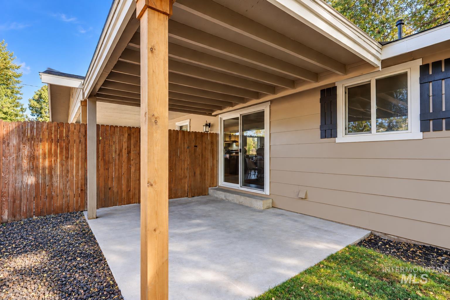 3215 W Alpine Street Property Photo 31