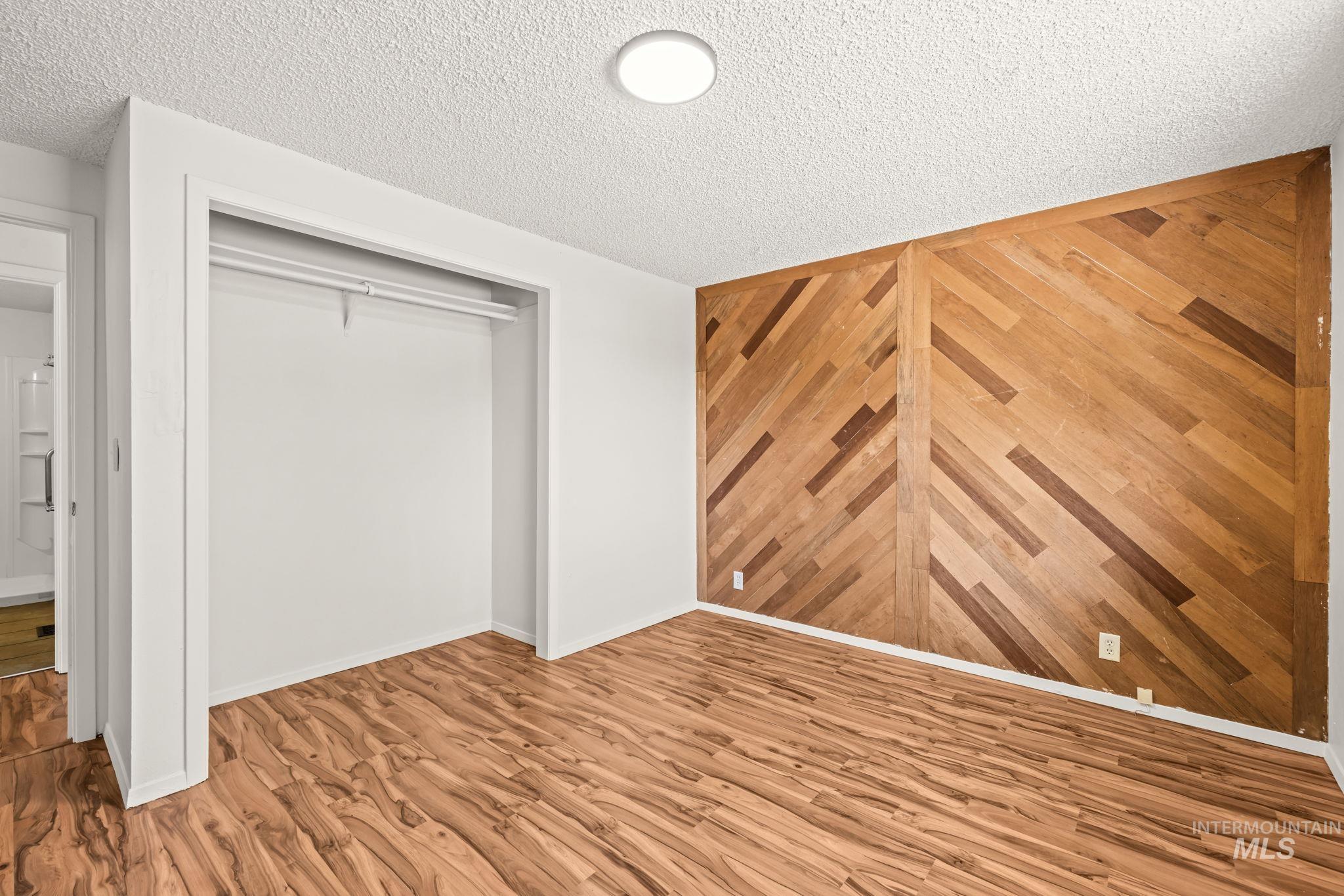 2440 S Virginia Property Photo 19