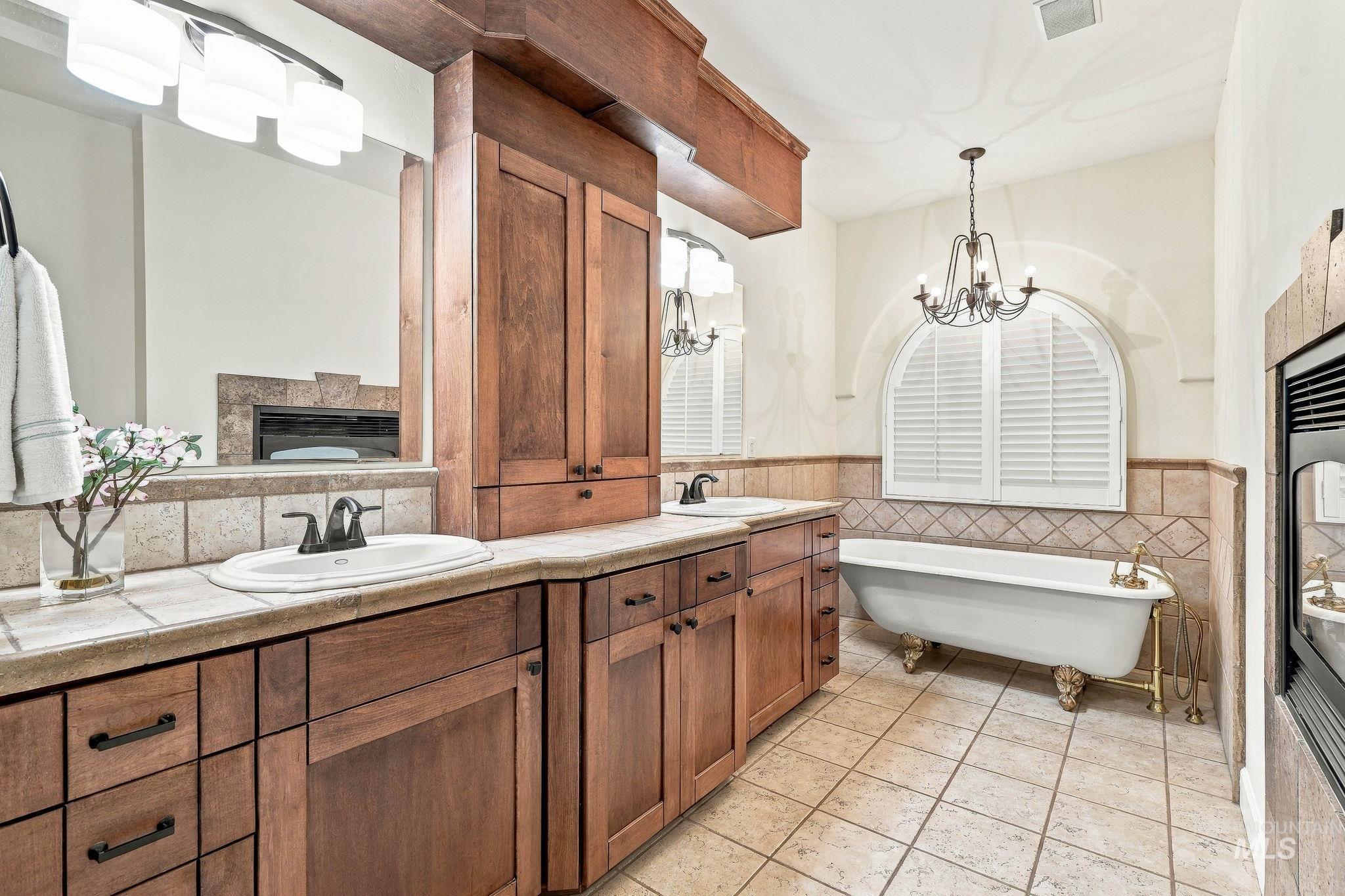 1179 S Arbor Island Pl Property Photo 21