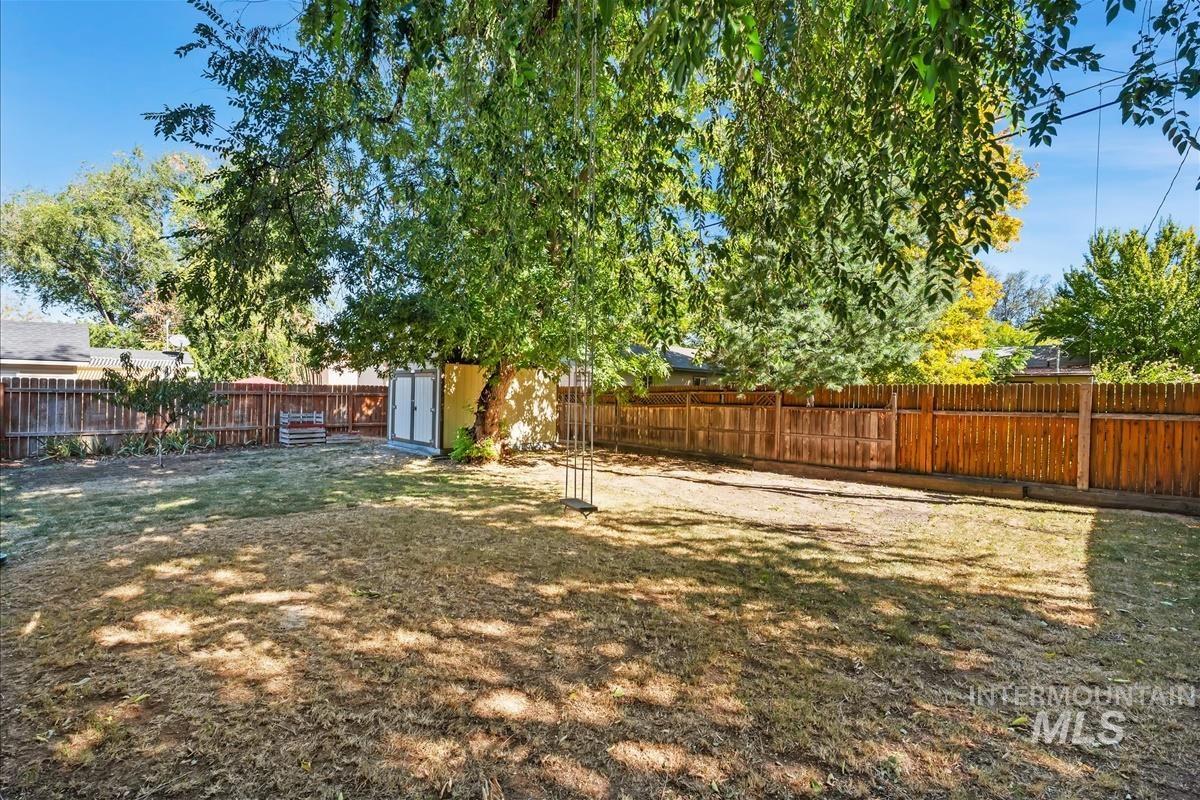 14 S Wheeler St Property Photo 24