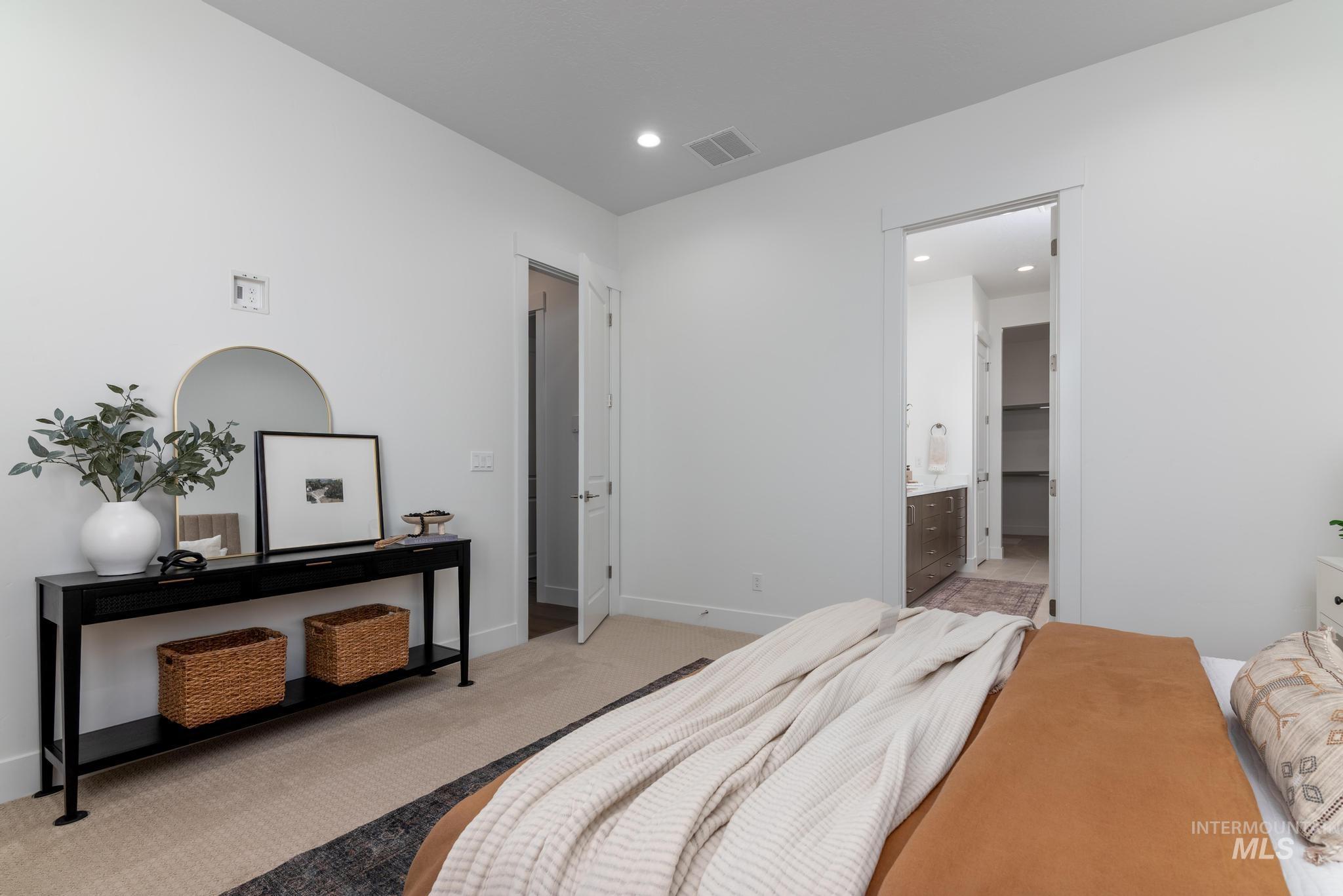 2310 N Asturian Ave Property Photo 10