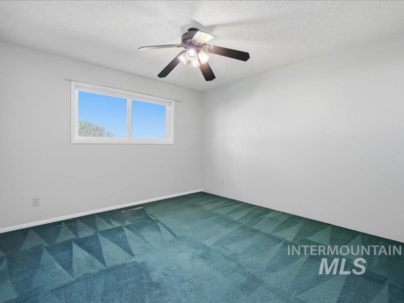 13430 Dunn Dr Property Photo 25